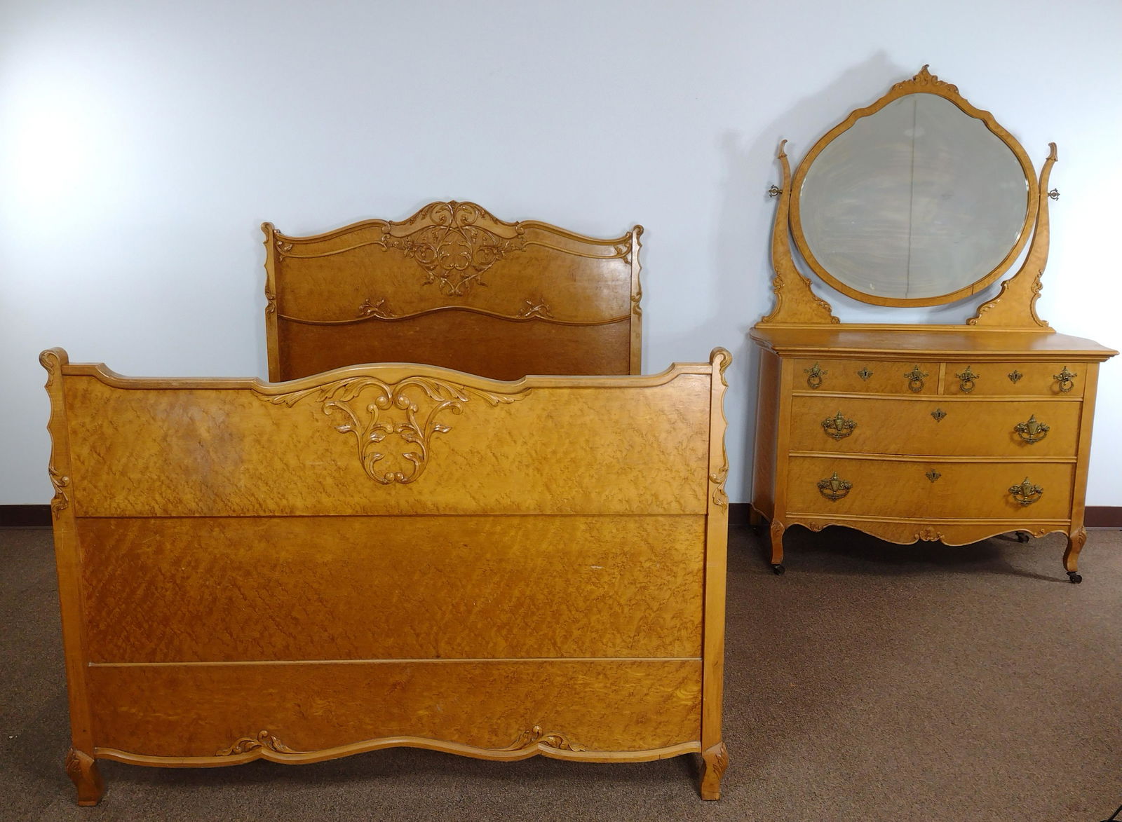 Antique Birds Eye Maple Bed & Dresser with Mirror (1 of 9)