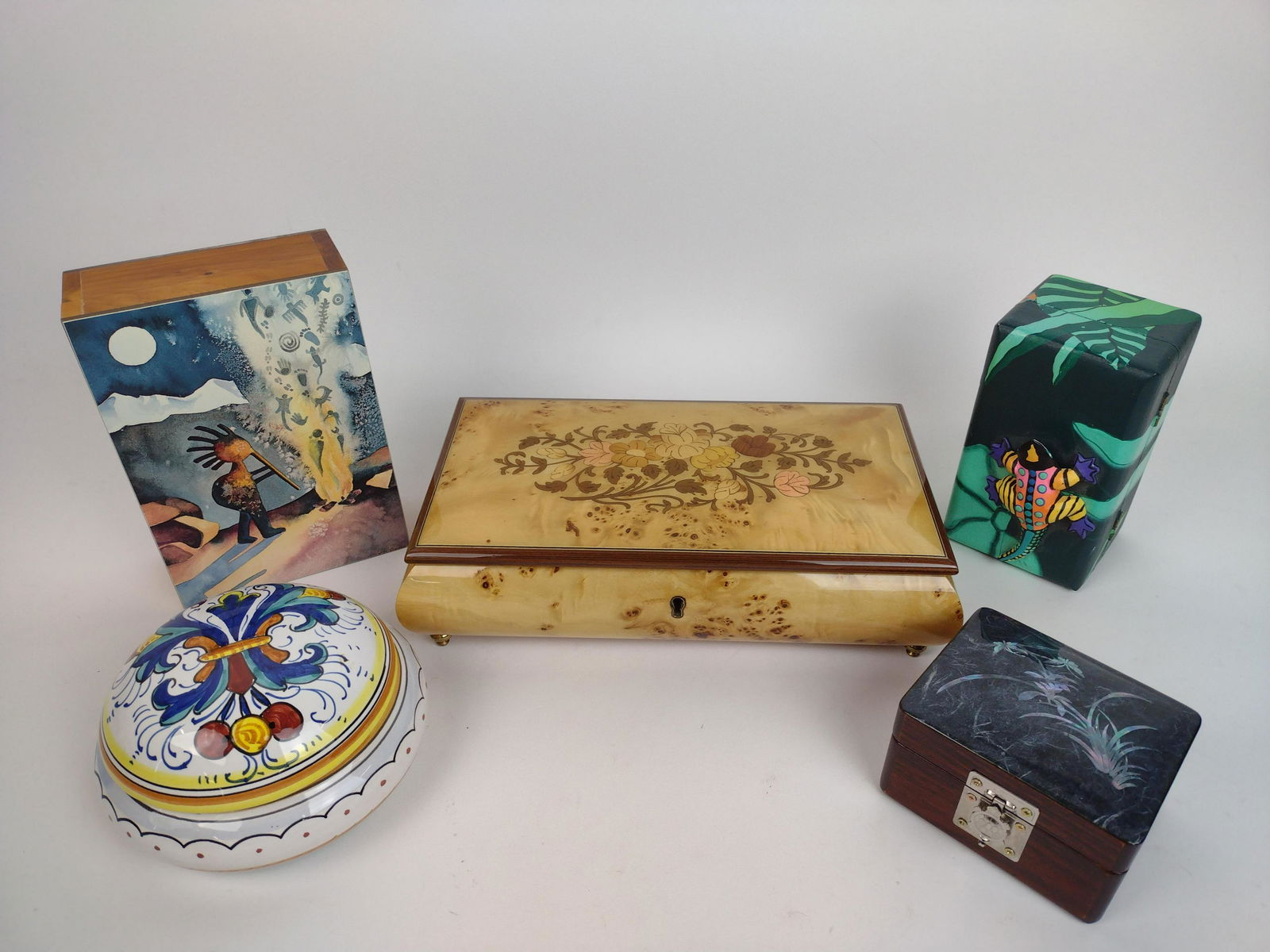 5 Dresser Boxes (1 of 12)