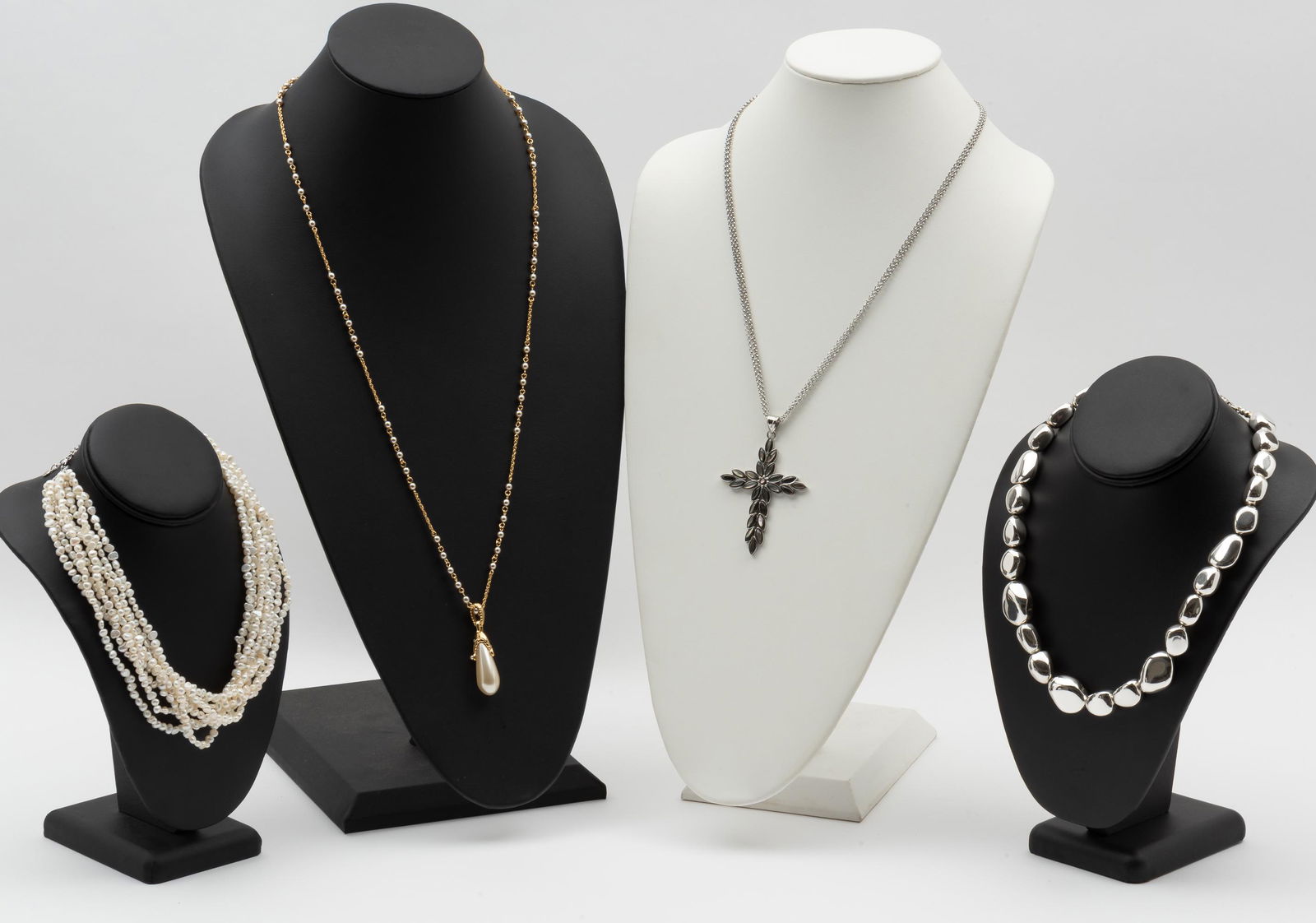 4 Pcs Designer Costume Jewelry (1 of 15)