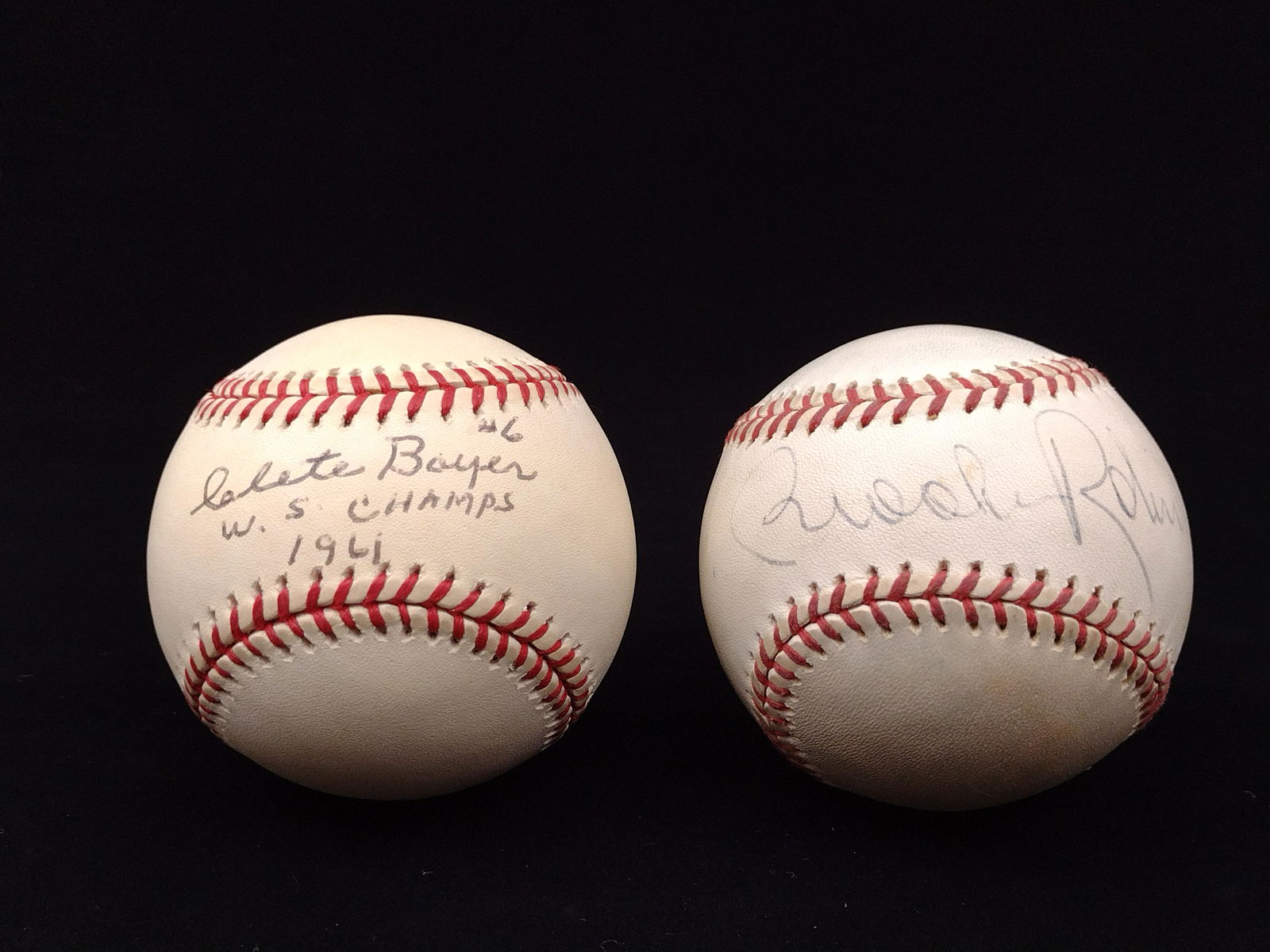2 Autographed Baseballs Incl Brooks Robinson (1 of 7)
