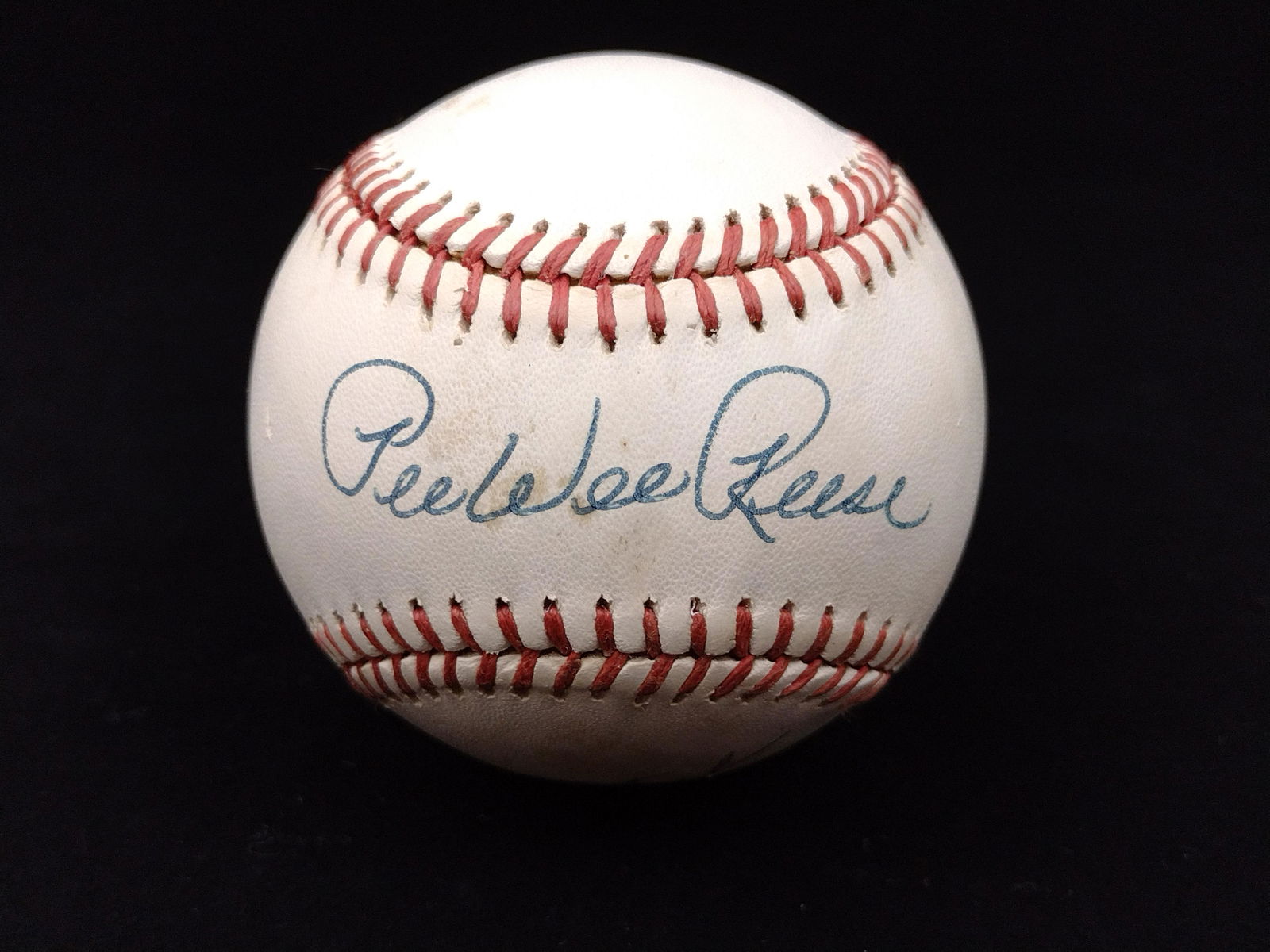 Pee Wee Reese Autographed Baseball (1 of 6)