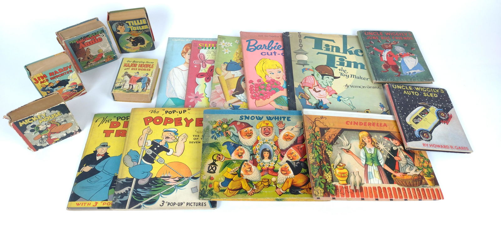 15 Children's Books incl. Pop-ups and Paper Dolls (1 of 15)