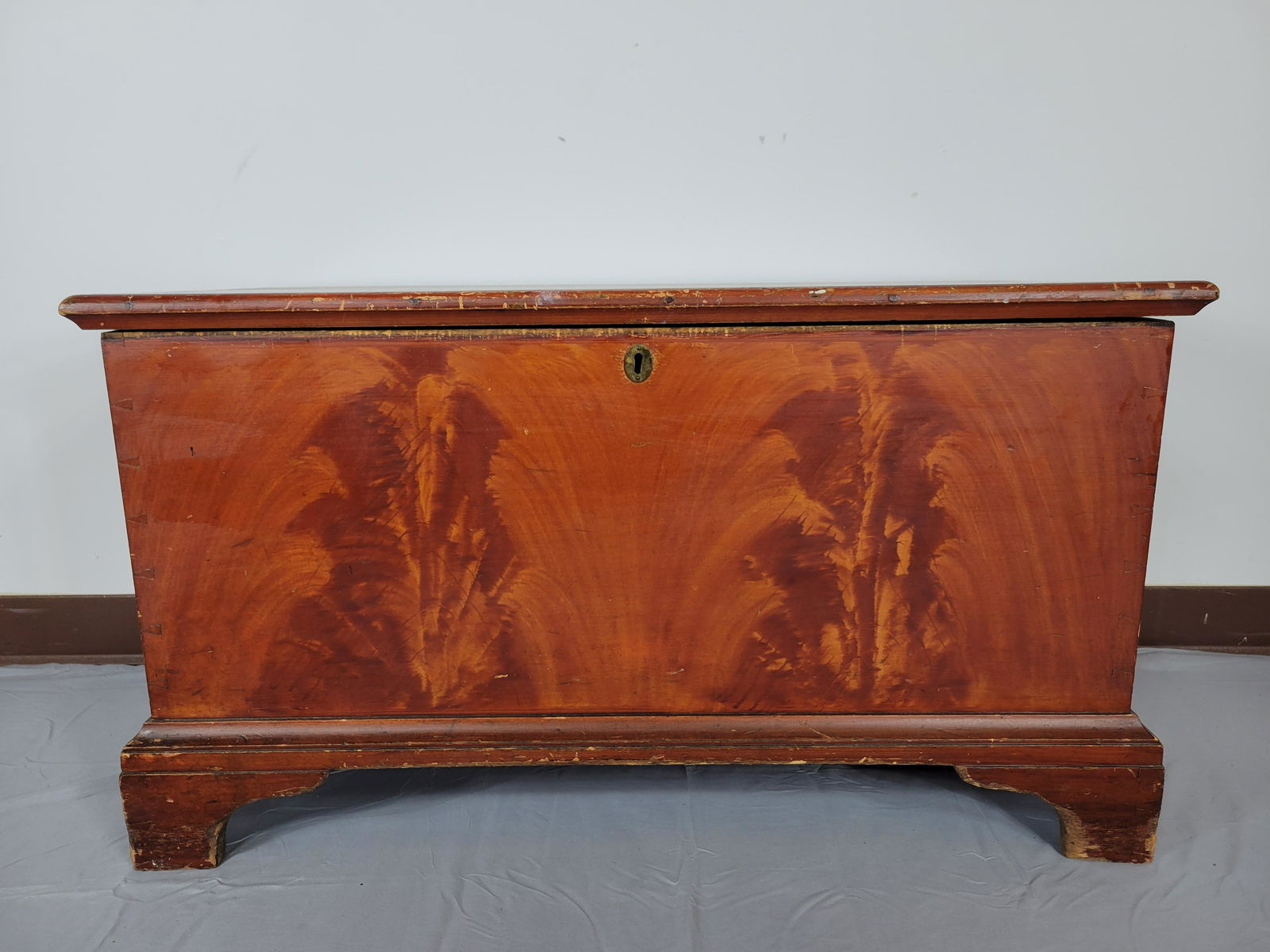 Grain Painted Blanket Chest (1 of 9)