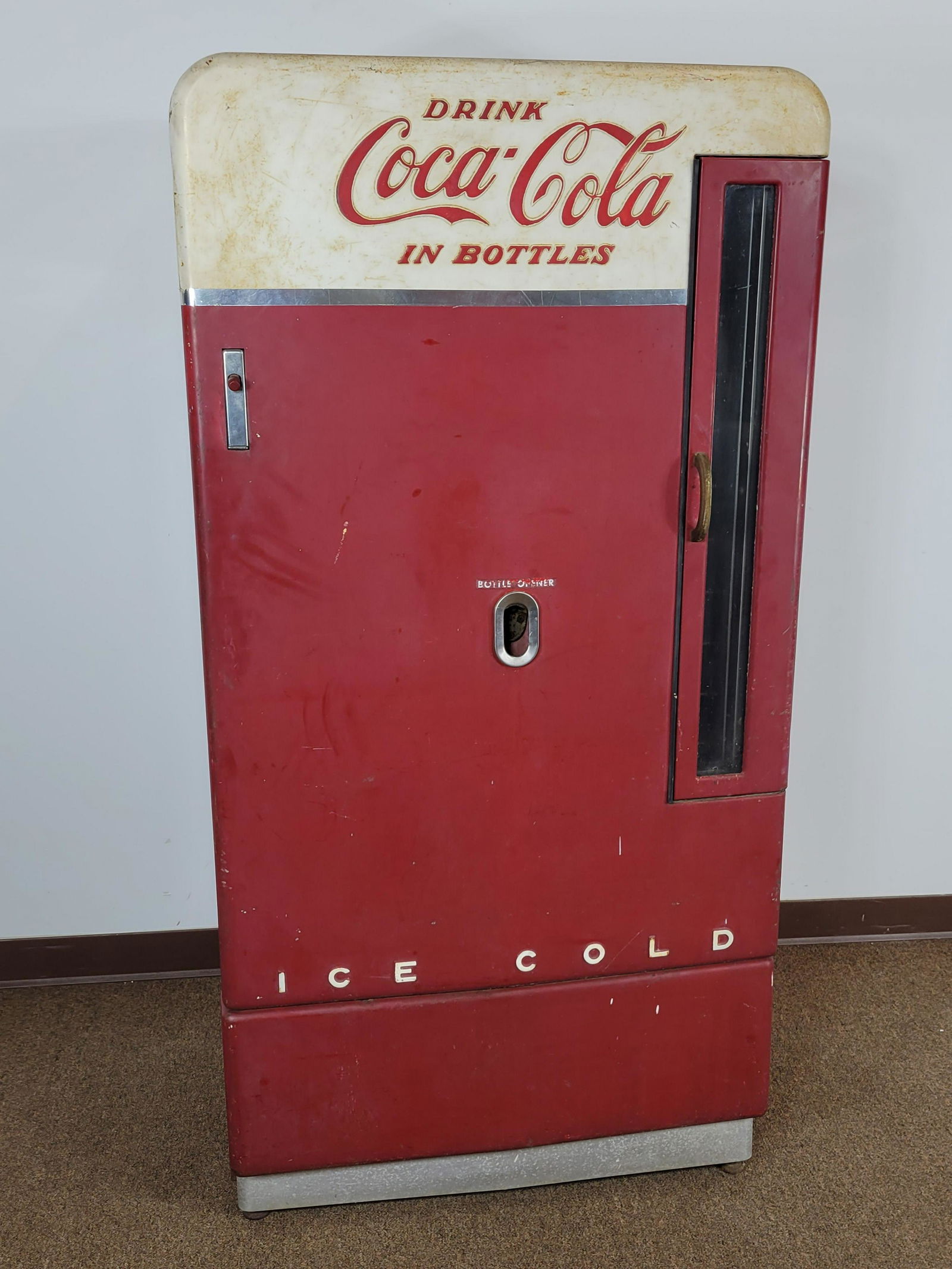 Vintage Vendo 6 Vertical Coca-Cola Cooler (1 of 10)