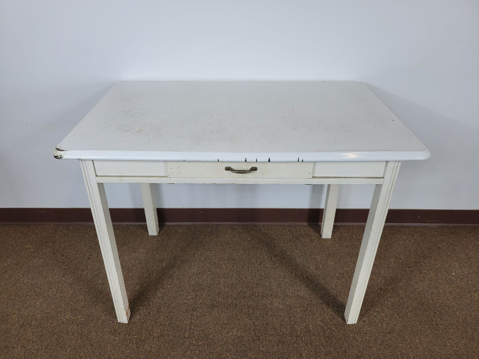 Vintage Dinette Kitchen Table (1 of 5)