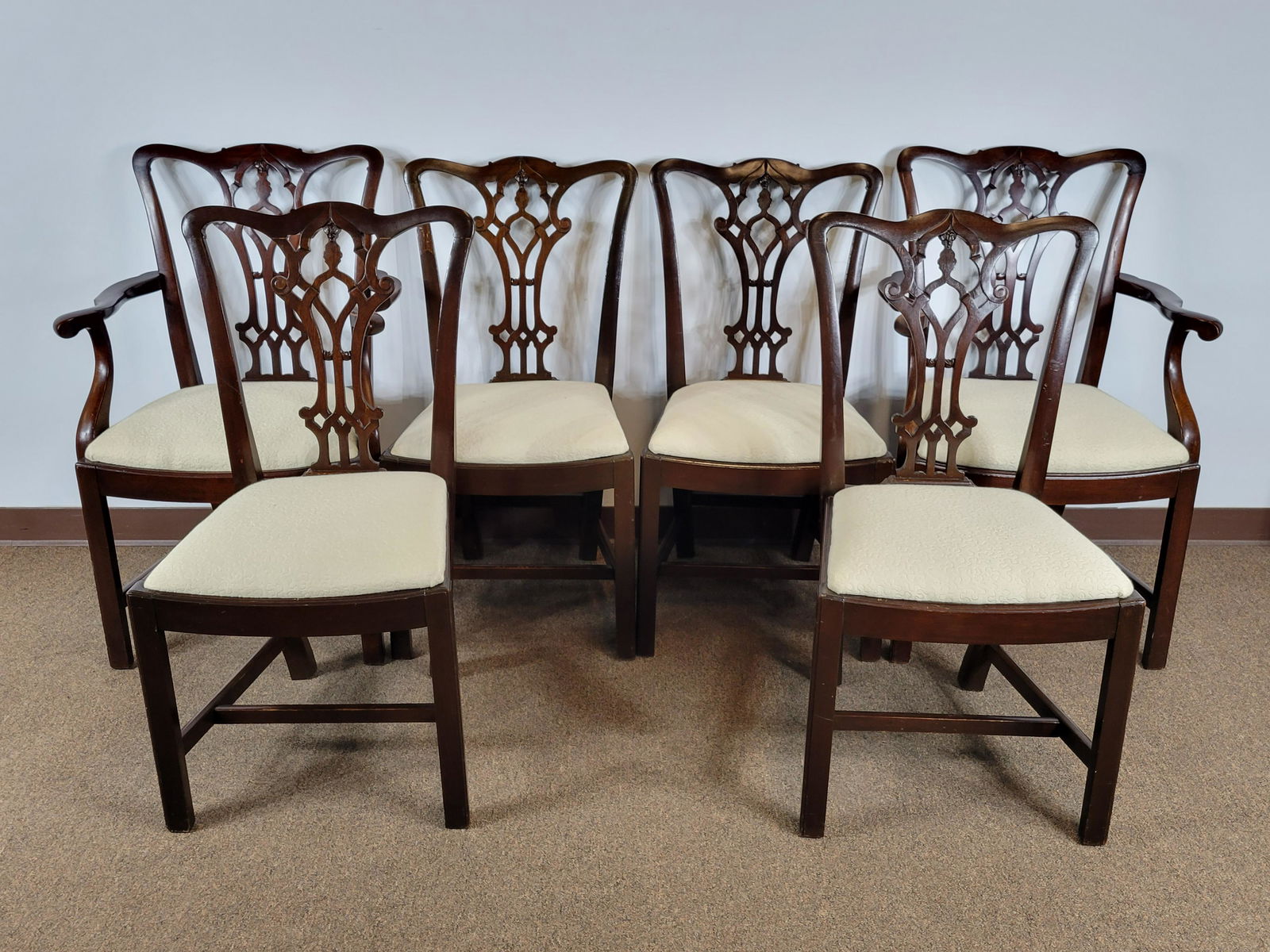 6 Dining Room Chairs (1 of 3)