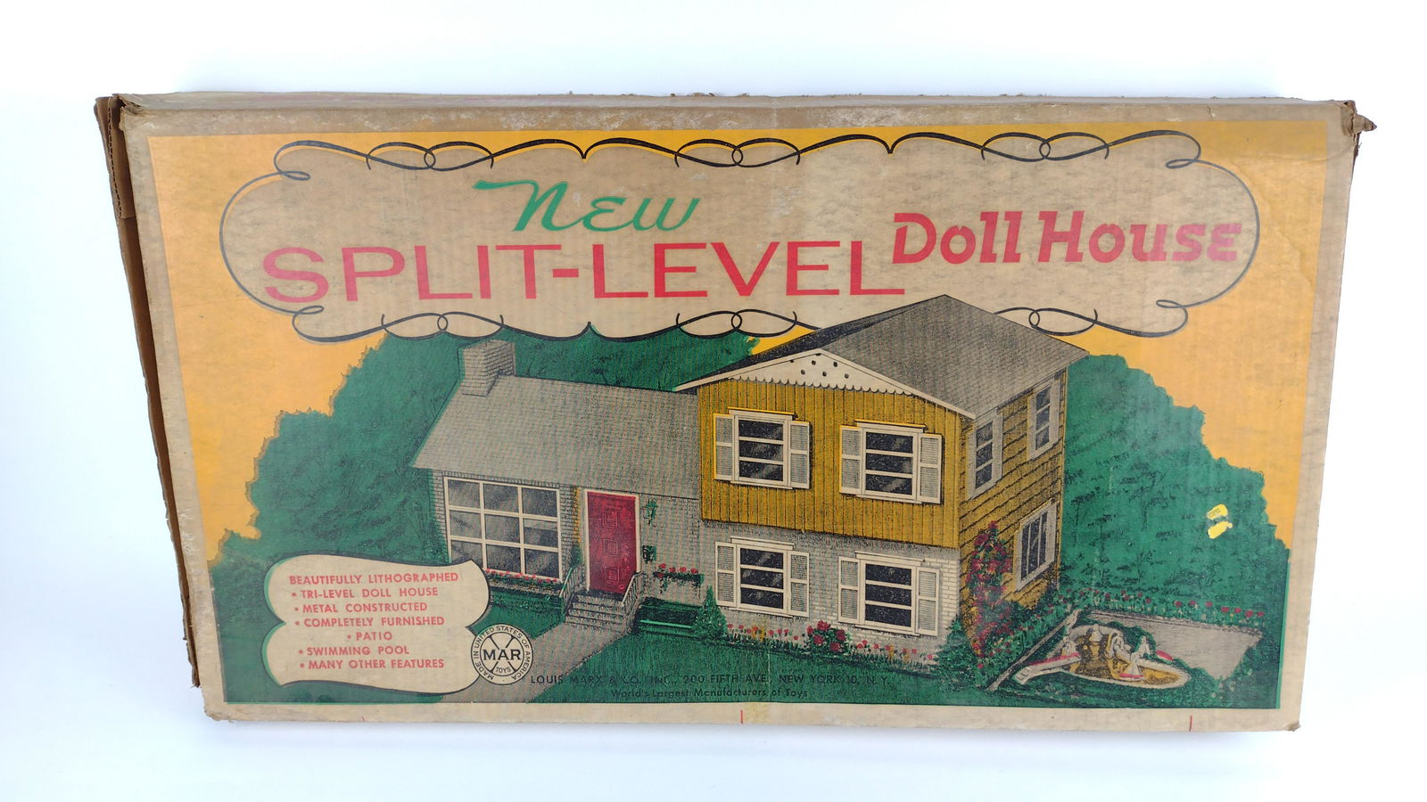 Marx Tin Litho Split Level Dollhouse (1 of 3)
