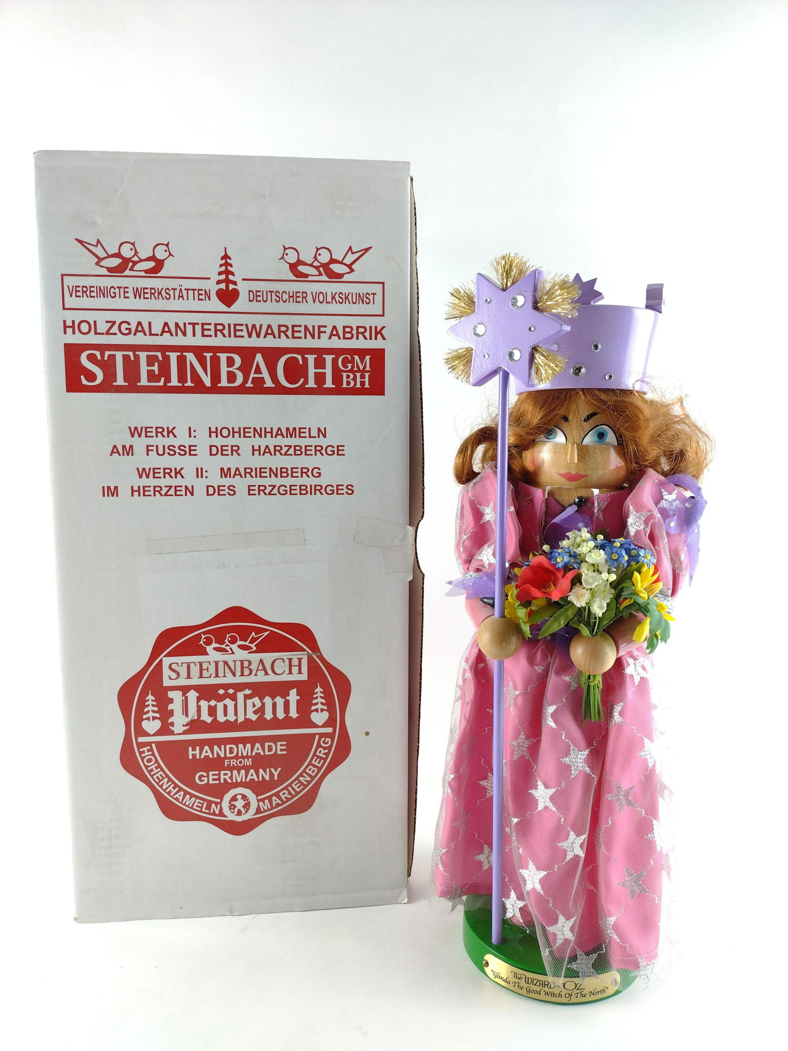 Signed Glinda the Good Witch Steinbach Nutcracker (1 of 5)