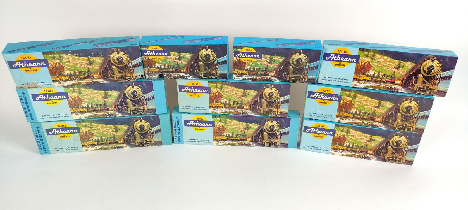 10 Athearn HO Scale Train Cars (1 of 7)