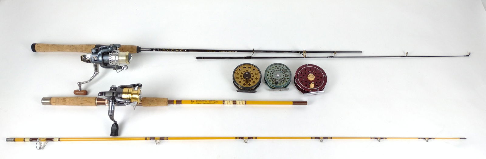 2 Fishing Rods incl Eagle Claw and 3 Reels (1 of 10)