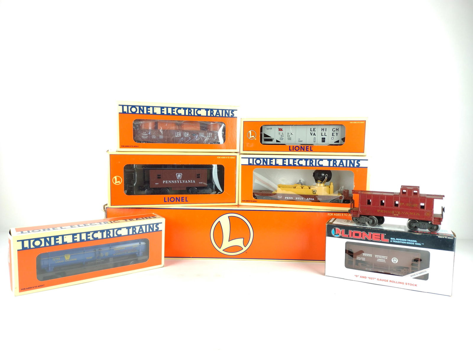 8 Lionel Pennsylvania Trains (1 of 4)