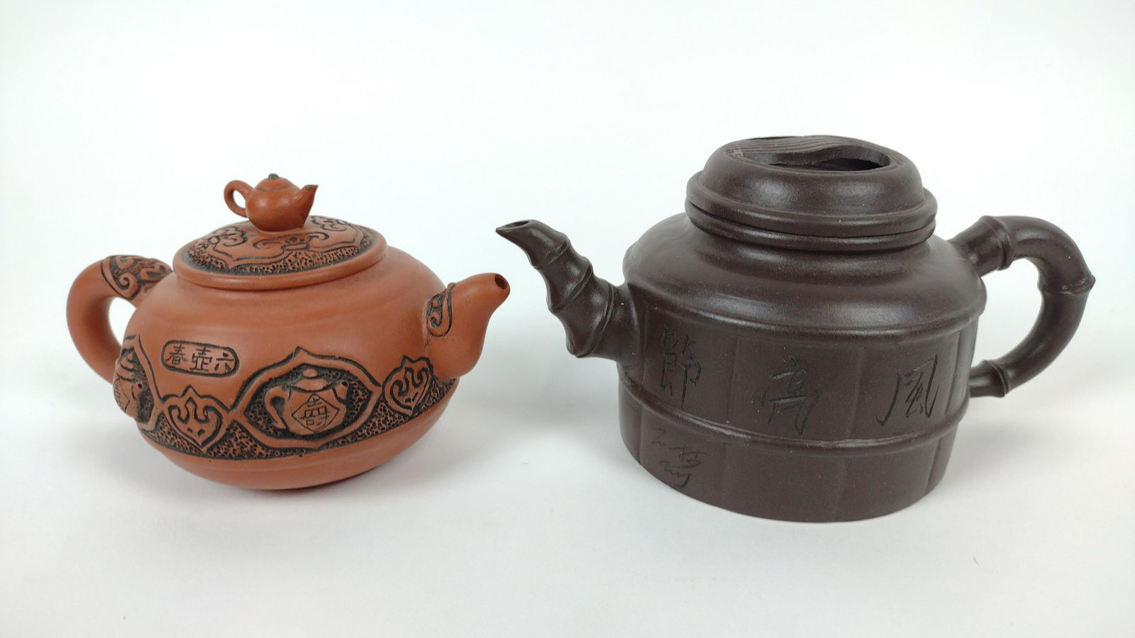 2 Miniature 20th C. Ceramic Tea Pots (1 of 6)