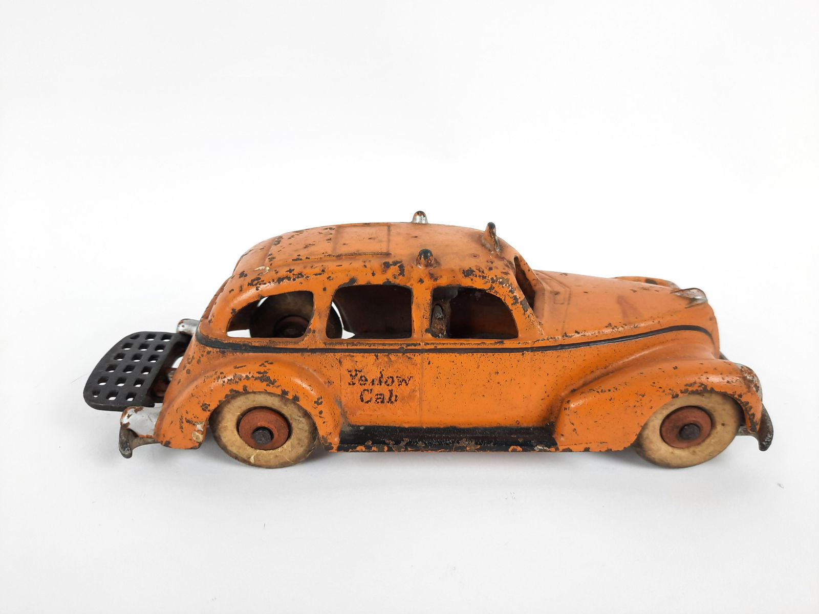 Arcade Cast Iron Yellow Cab (1 of 6)