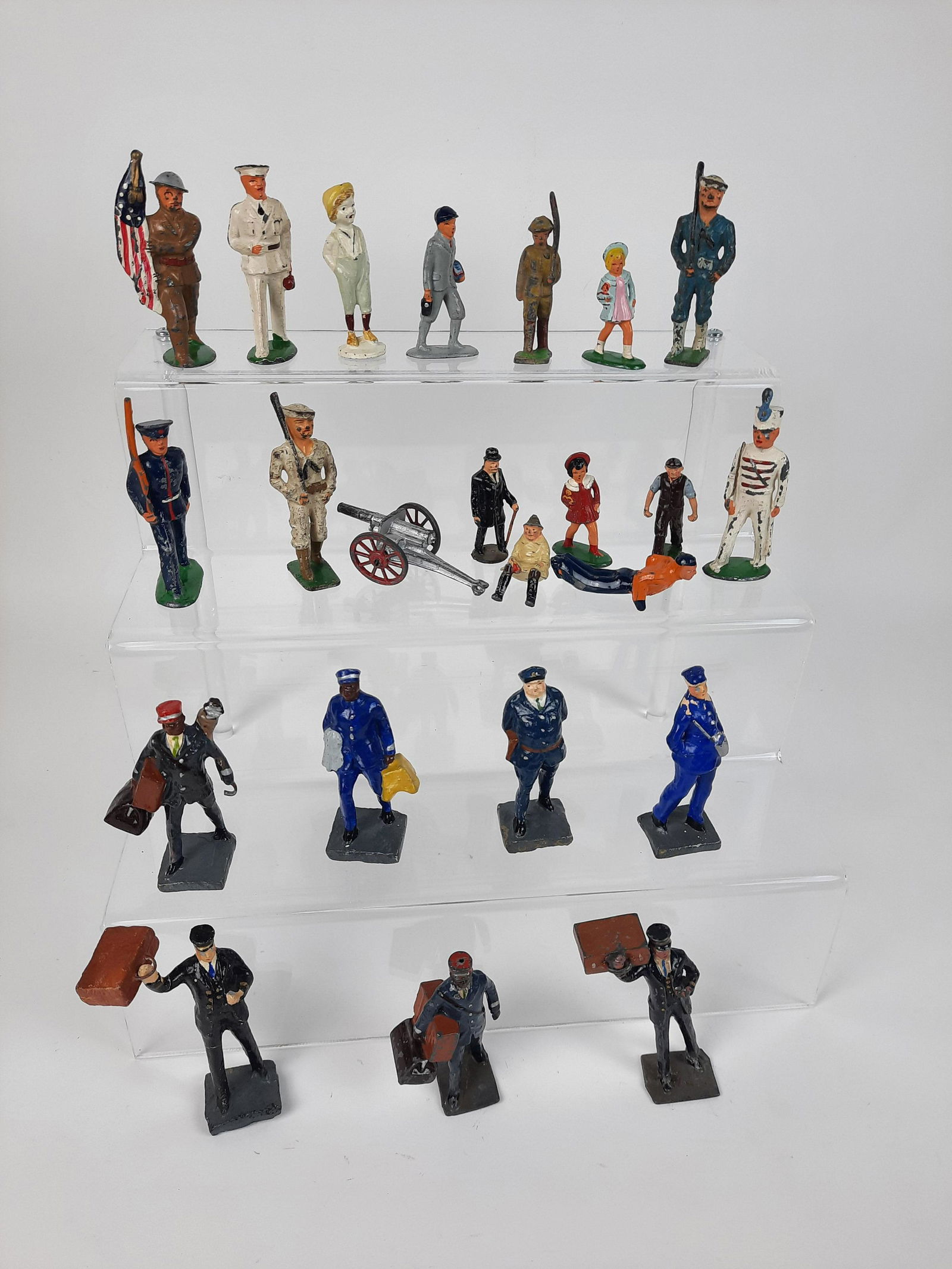 23 Vintage Toy Figurines incl Cast Metal (1 of 6)