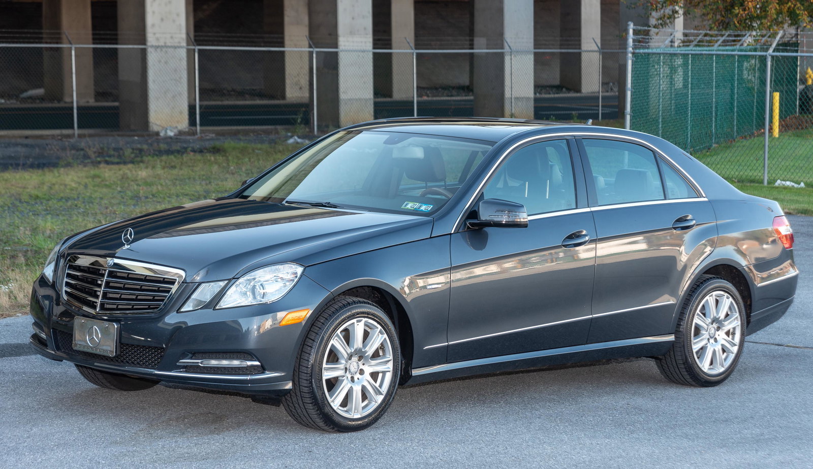 2012 Mercedes-Benz E350 Sedan (1 of 20)