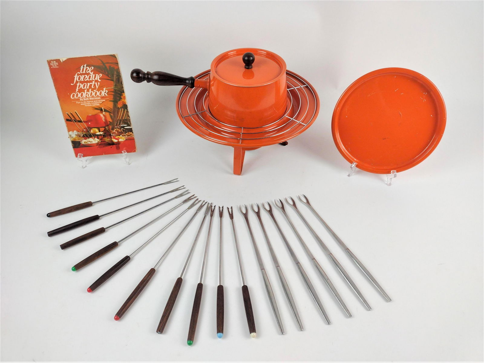 Vintage Fondue Set With Kalmar Forks (1 of 7)