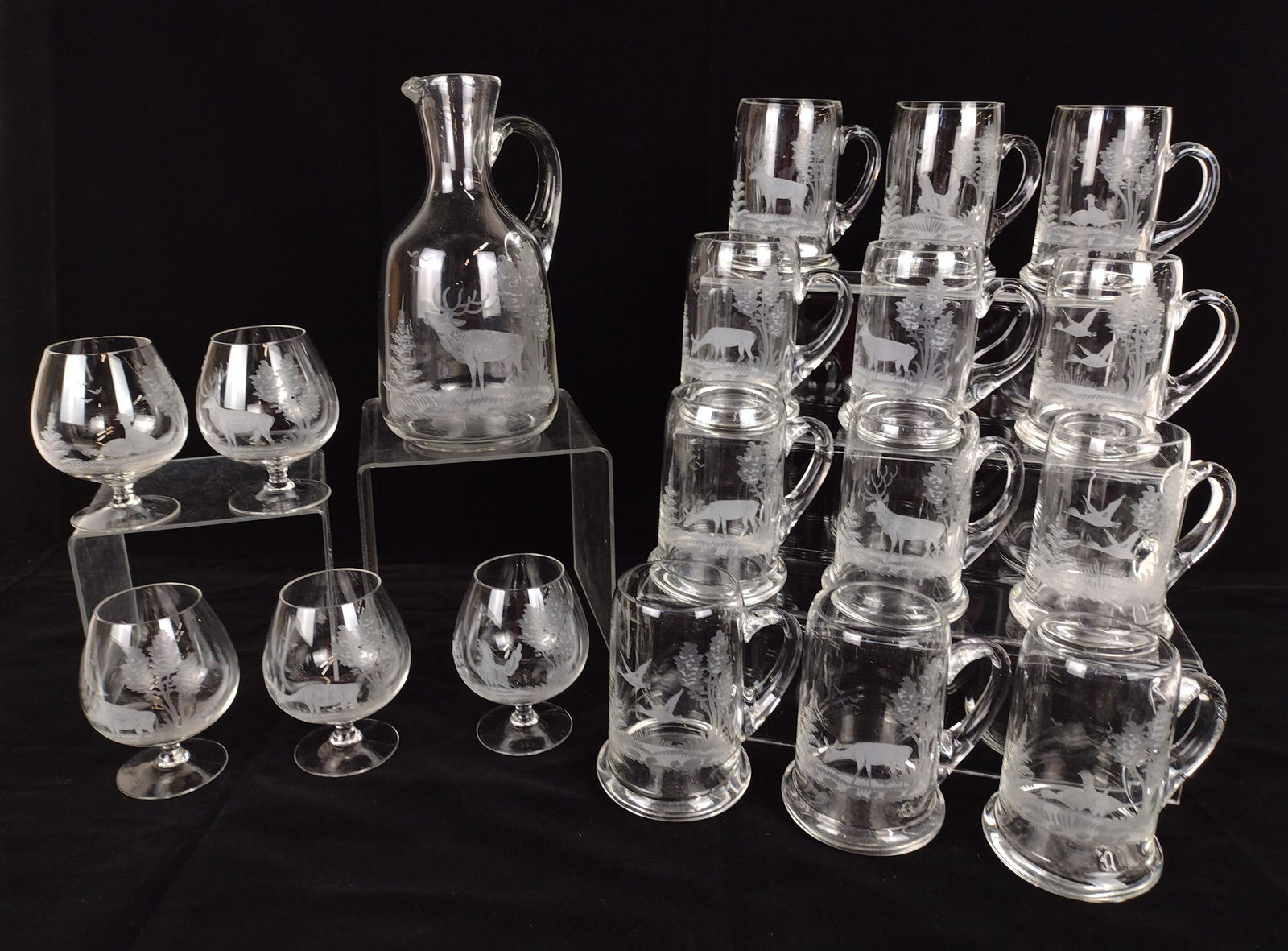 18 Pcs Wildlife Etched Glassware (1 of 3)