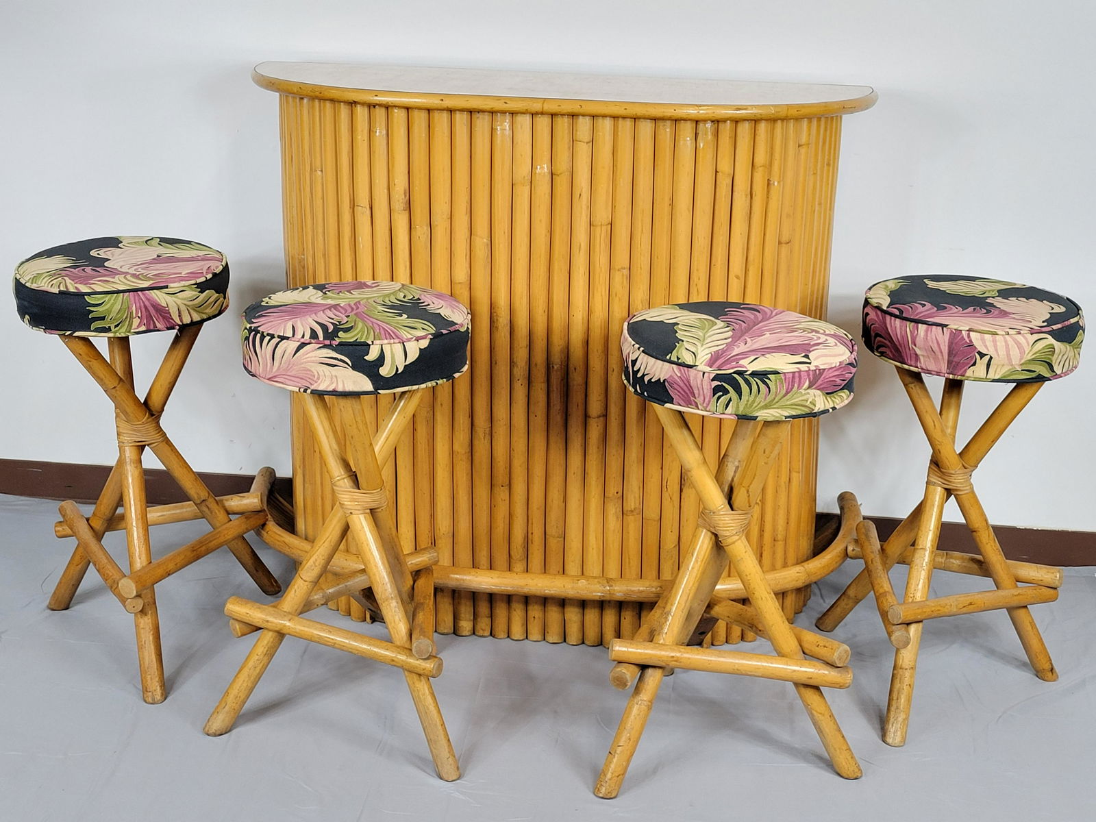 Bamboo Bar With Four Stools (1 of 11)