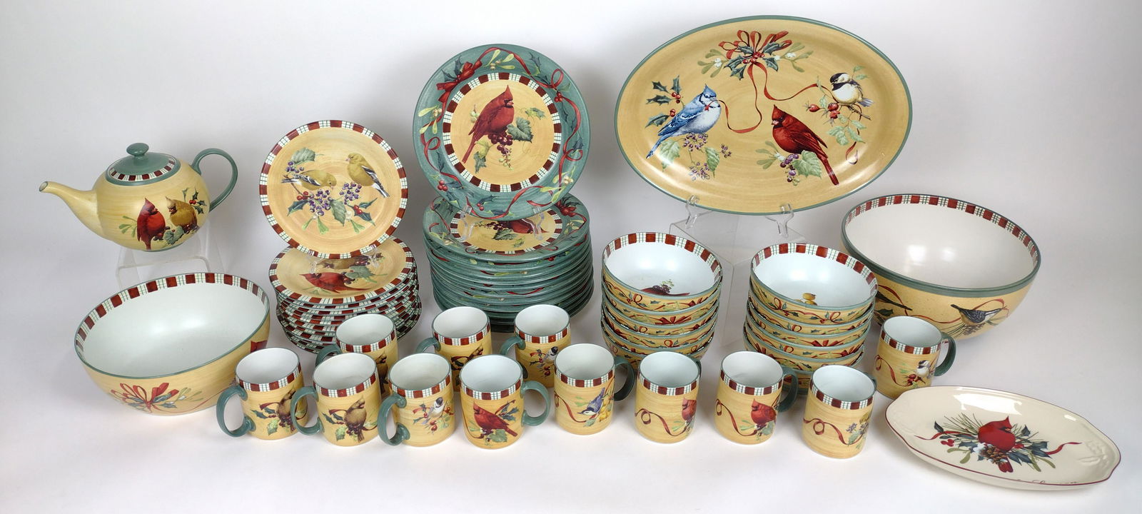 53 Pcs Lenox Winter Greetings Dinnerware (1 of 2)