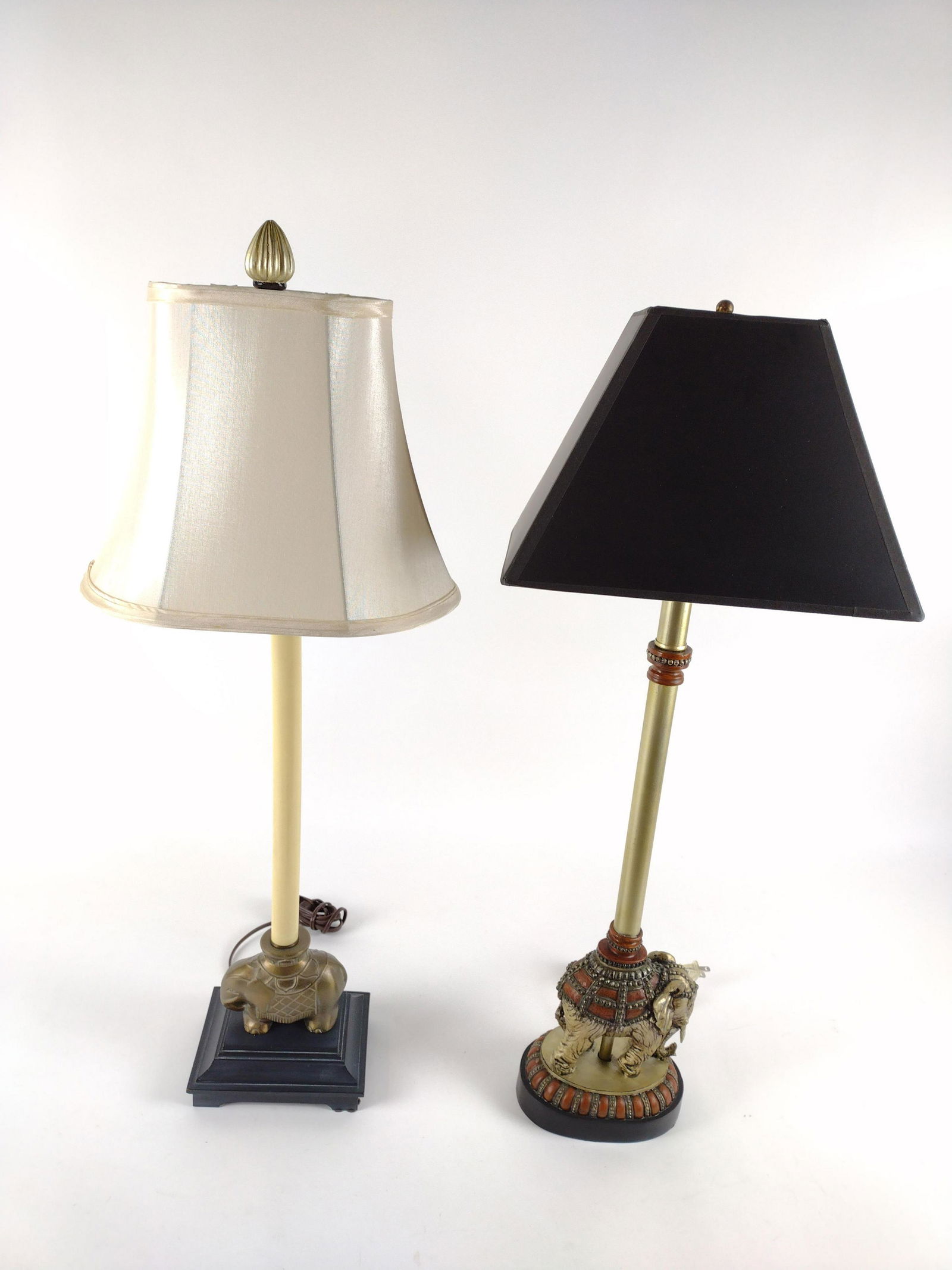 2 Decorative Elephant Lamps (1 of 3)