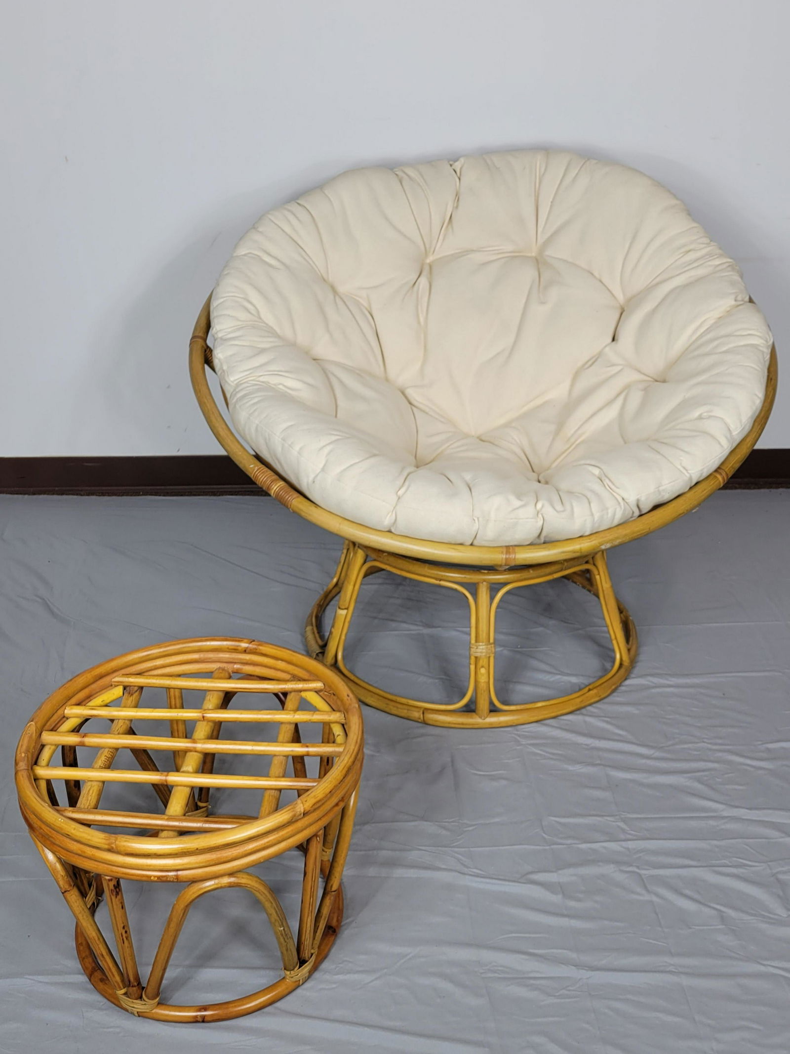 Papasan Chair & Ottoman (1 of 4)