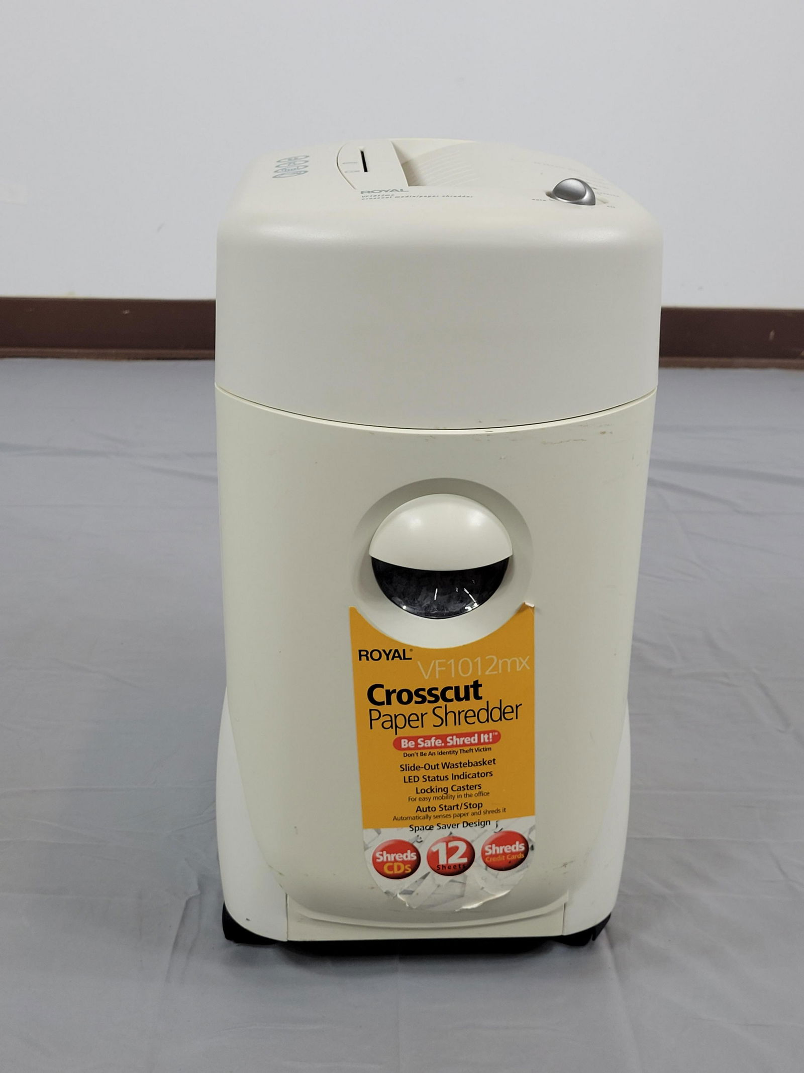 Royal Crosscut Paper Shredder (1 of 3)