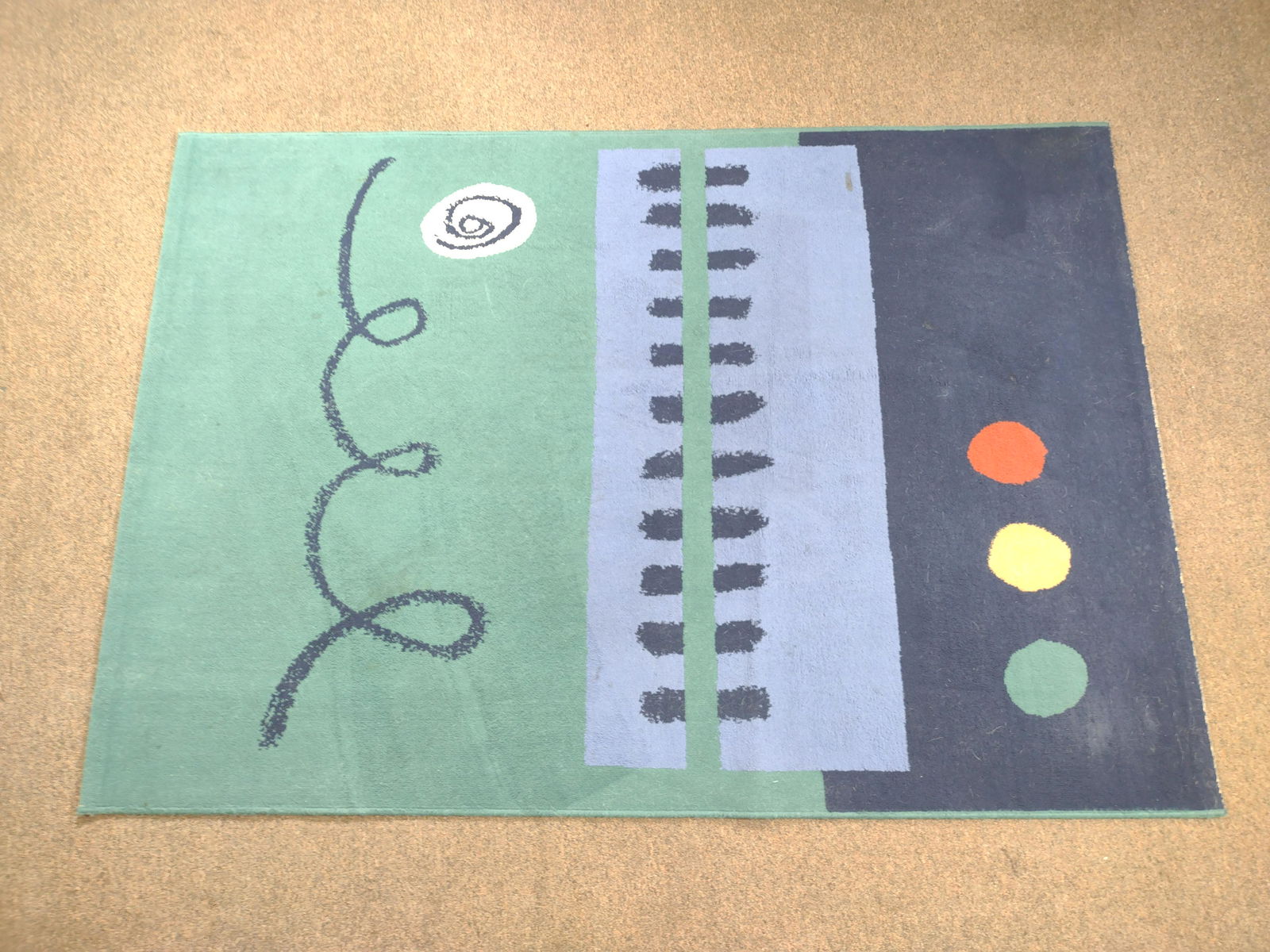 Modernist Area Rug (1 of 2)