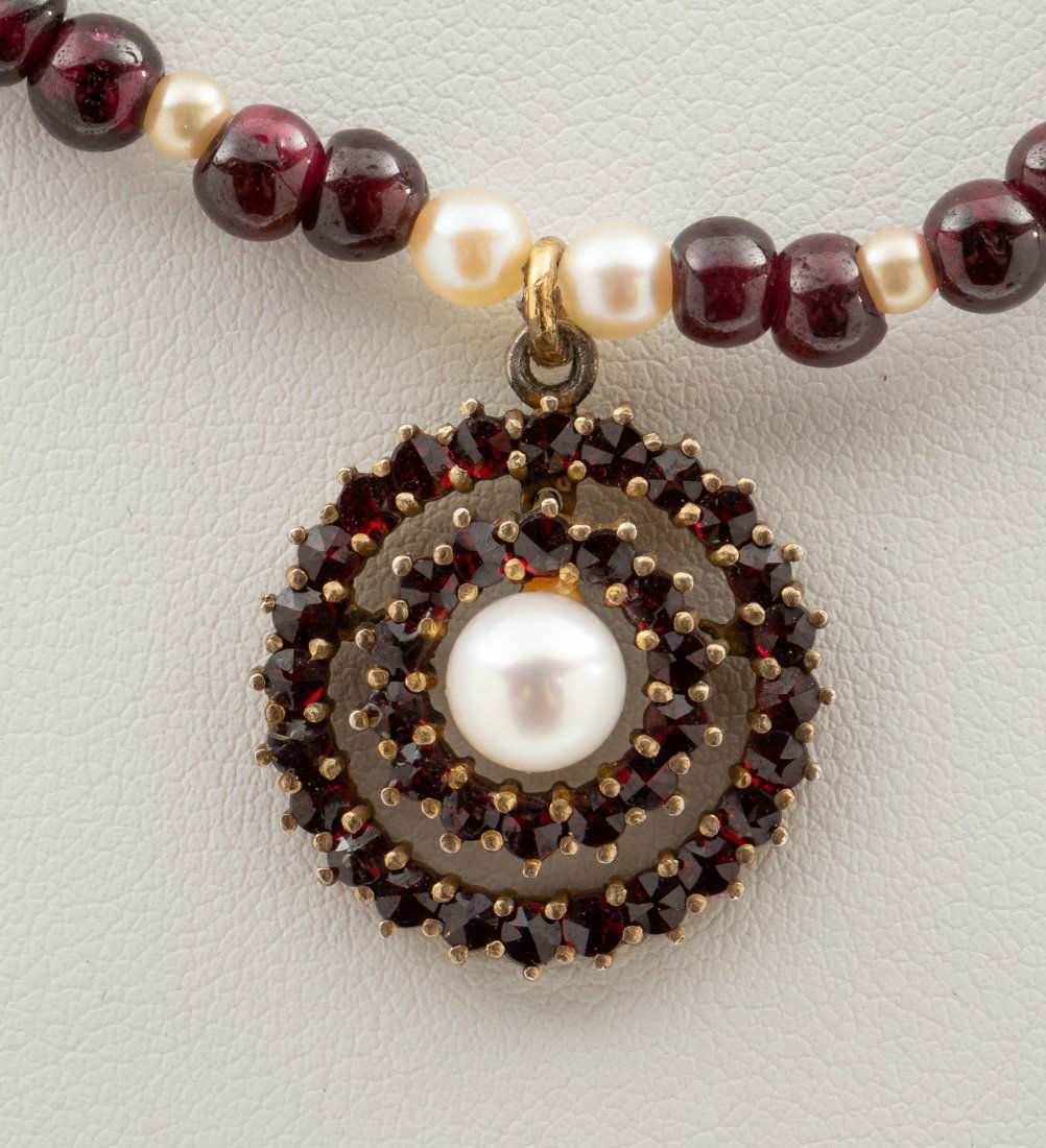 14K Garnet & Pearl Pendant Necklace (1 of 3)