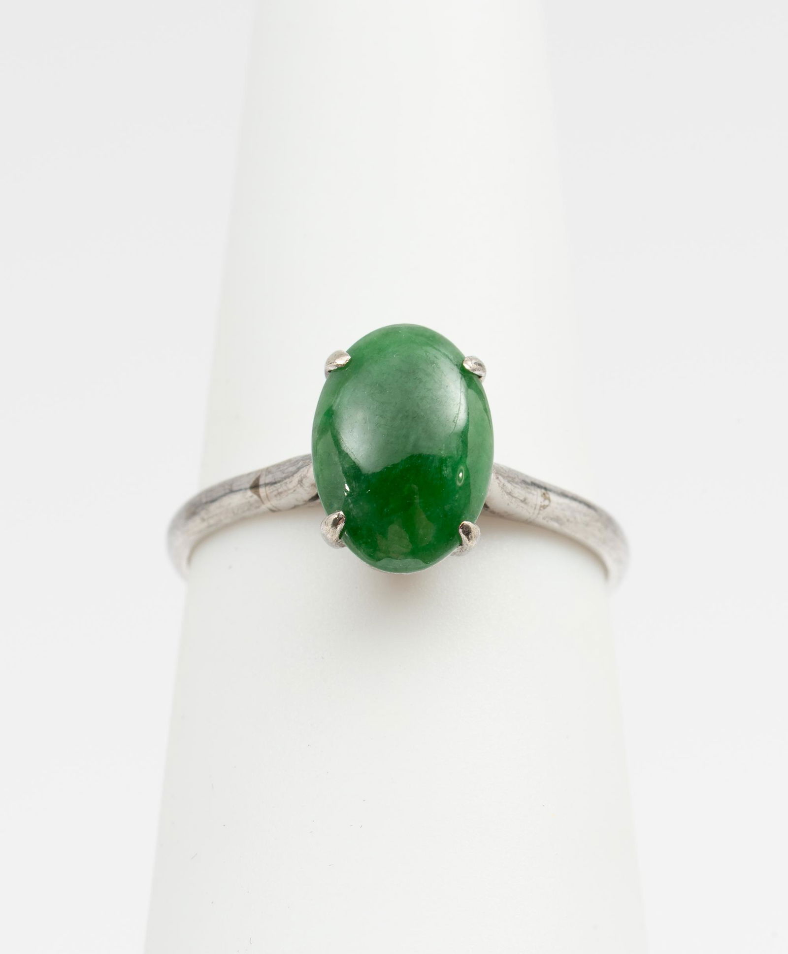 18K Jade Ring (1 of 3)