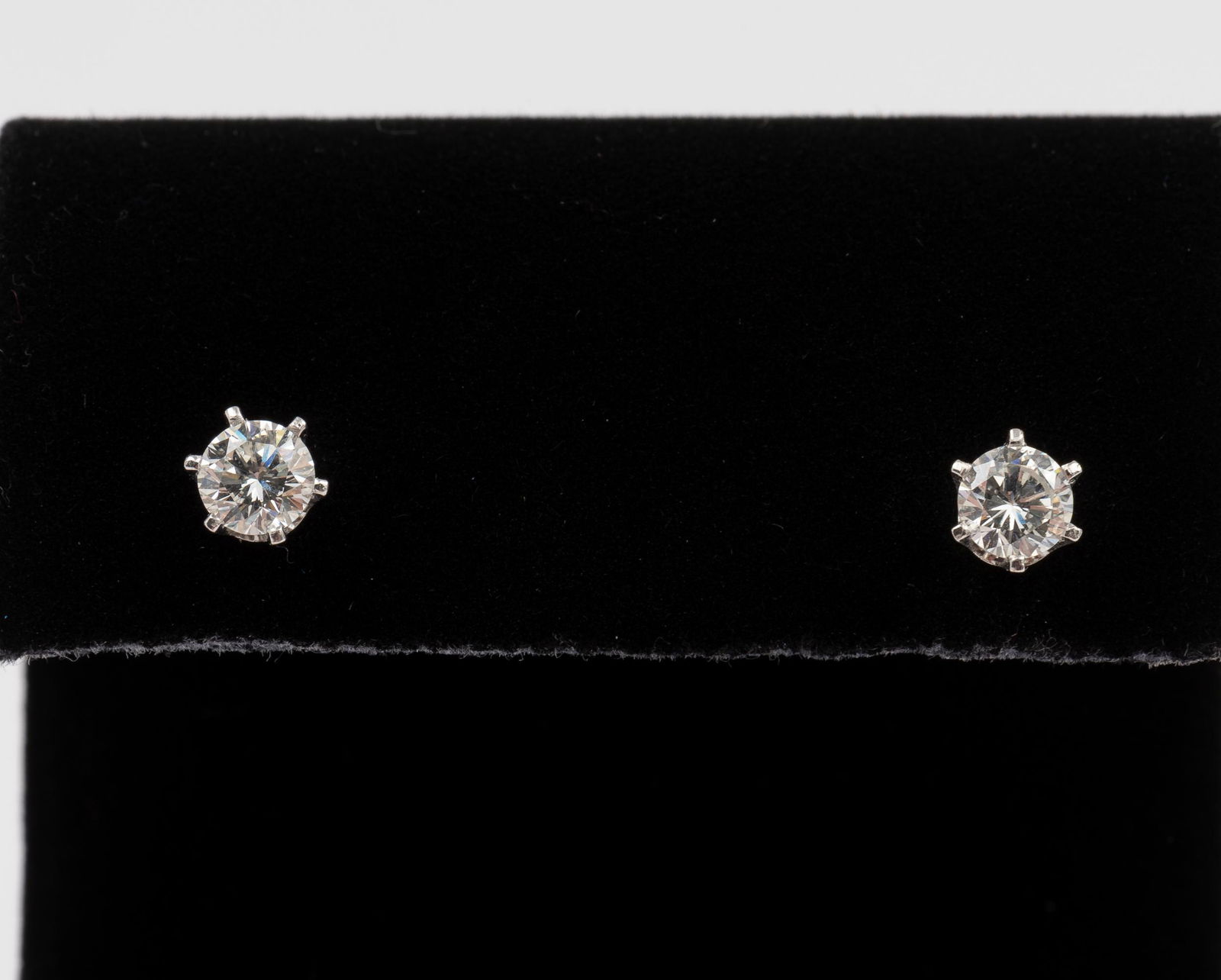 14K .72 CTW Diamond Stud Earrings (1 of 2)