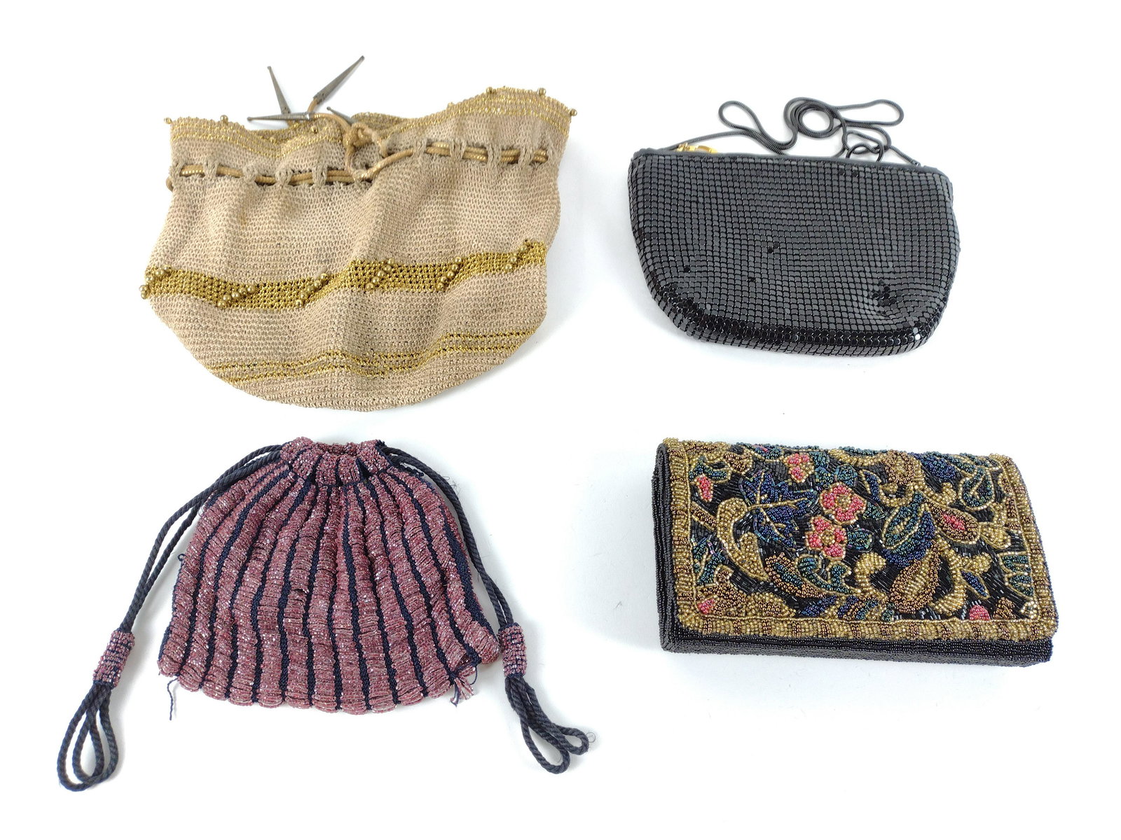 4 Beaded Purses (1 of 3)