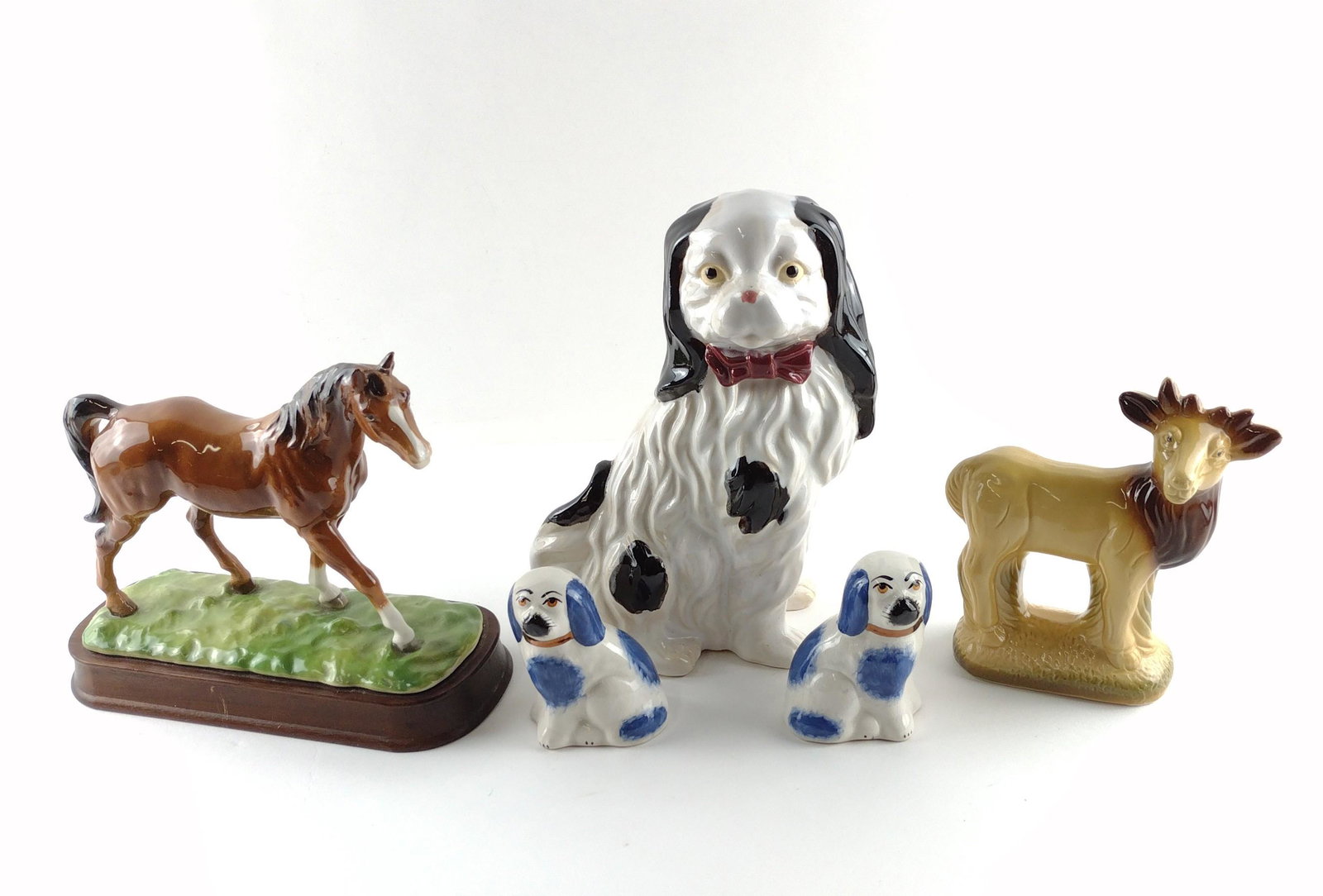 5 Animal Figurines Incl Staffordshire Dogs (1 of 9)