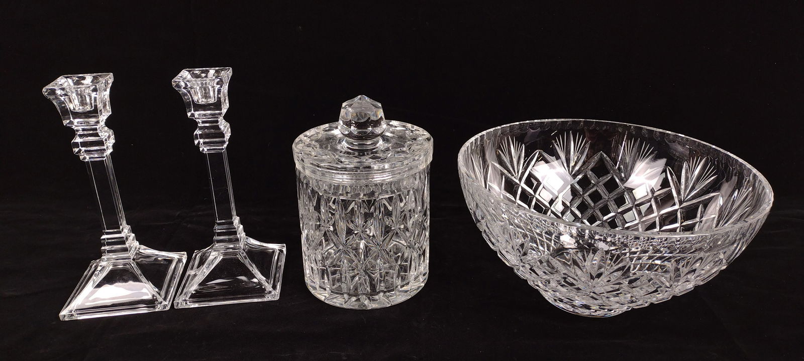 4 Pcs Glassware incl Biscuit Jar (1 of 2)