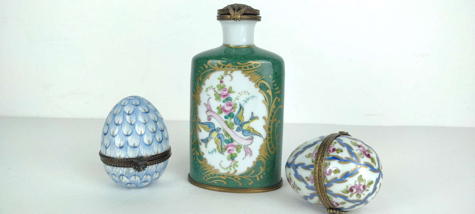 3 Pcs Hand Painted Limoges Bottle and Trinket Box (1 of 5)