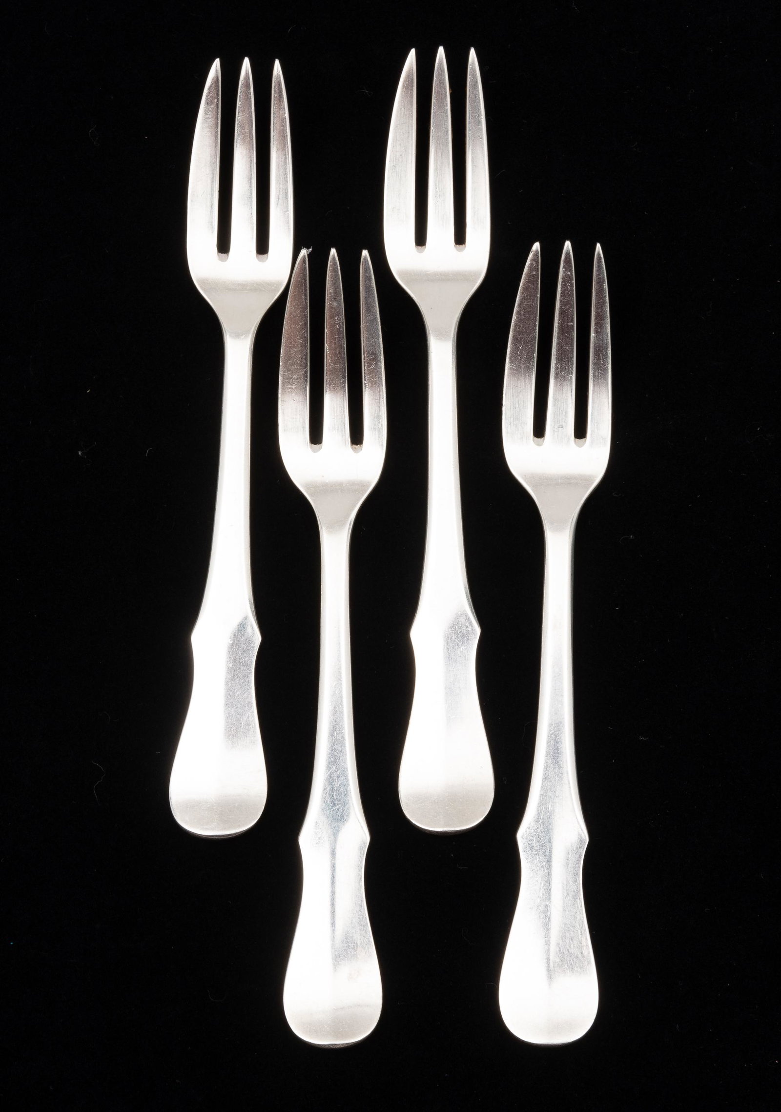 4 Svend Toxvaerd Sterling Strawberry Forks: Marked S.v.T. for Svend Toxvaerd. Also marked Sterling Denmark 925. 5-3/4" long. 3.6 ozt. RM IMPORTANT: Before bidding, please read the terms and conditions. When you registered for the auction you ag