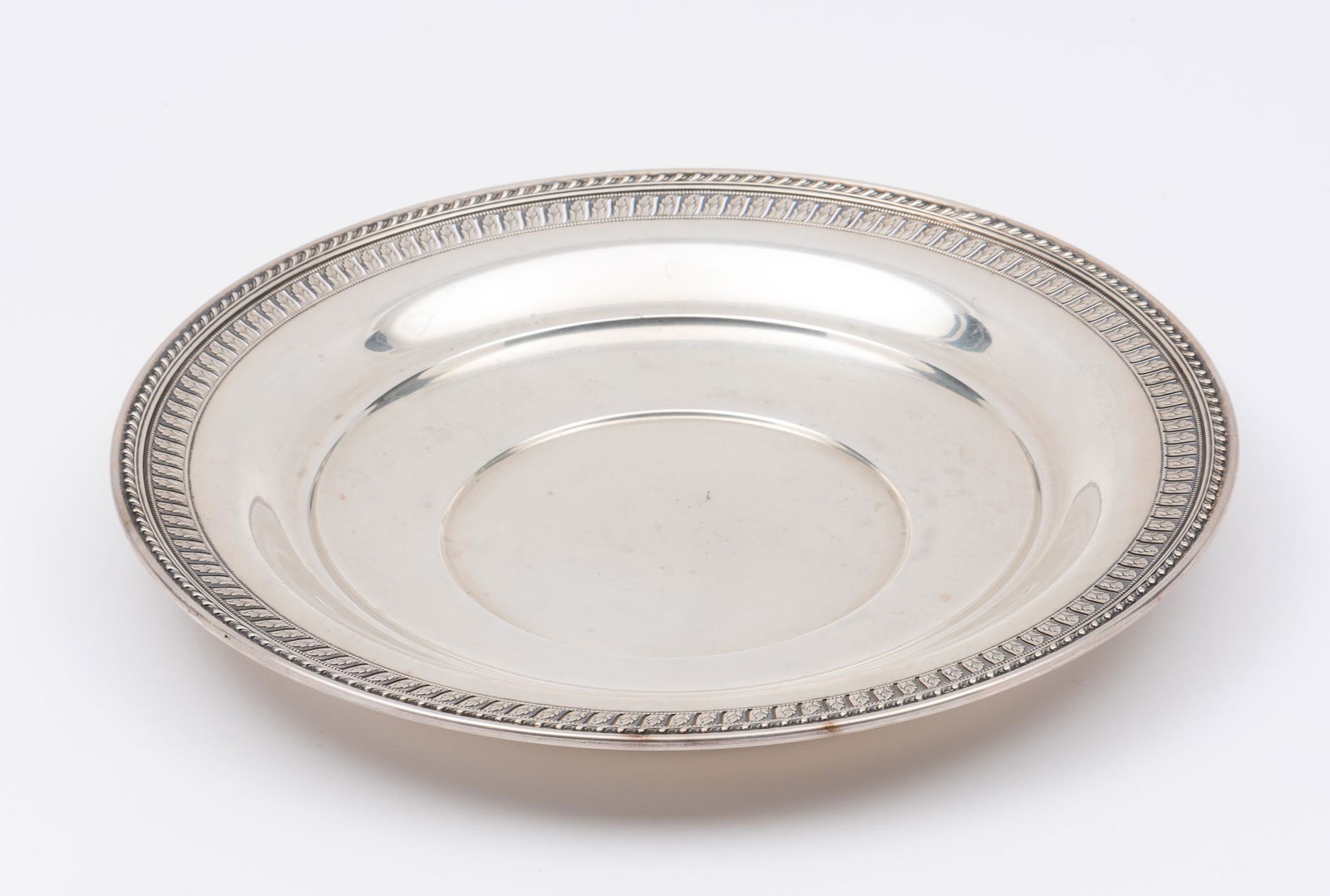 Wallace Sterling Centerpiece Bowl (1 of 3)