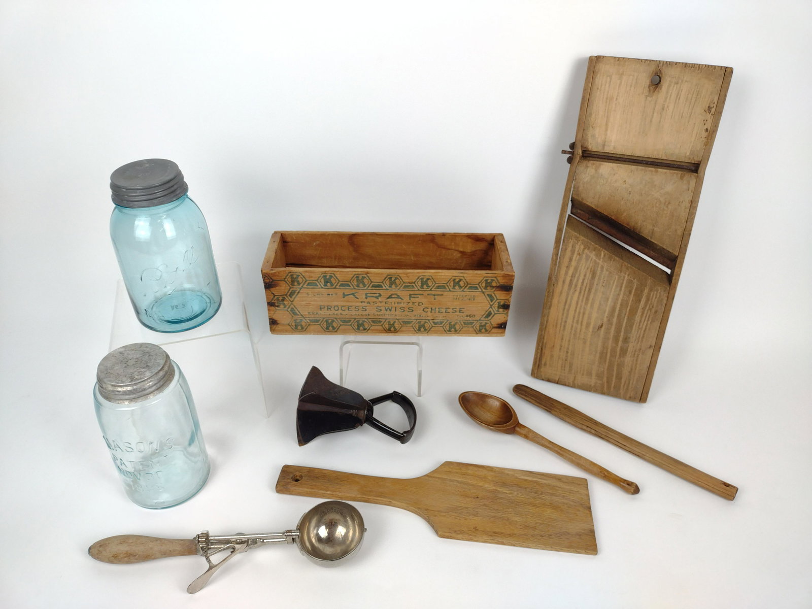 9 Pcs Kitchenalia incl 1858 Mason Jar (1 of 6)