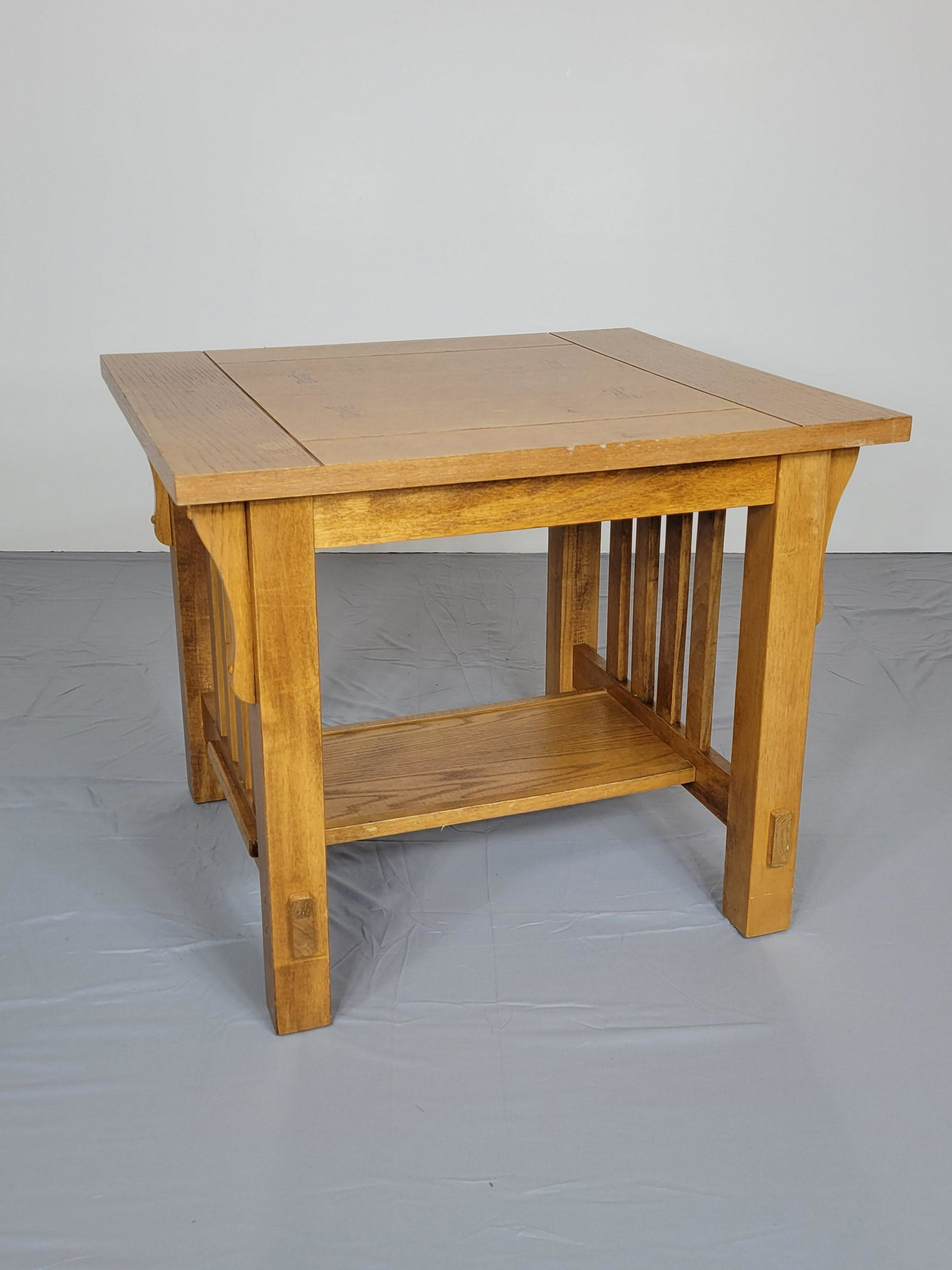 End Table: 24" wide X 27" deep X 22 3/4" high. Top has some scratches and finish loss. One leg with loose trim piece. MG. IMPORTANT: Before bidding, please read the terms and conditions. When you registered for 