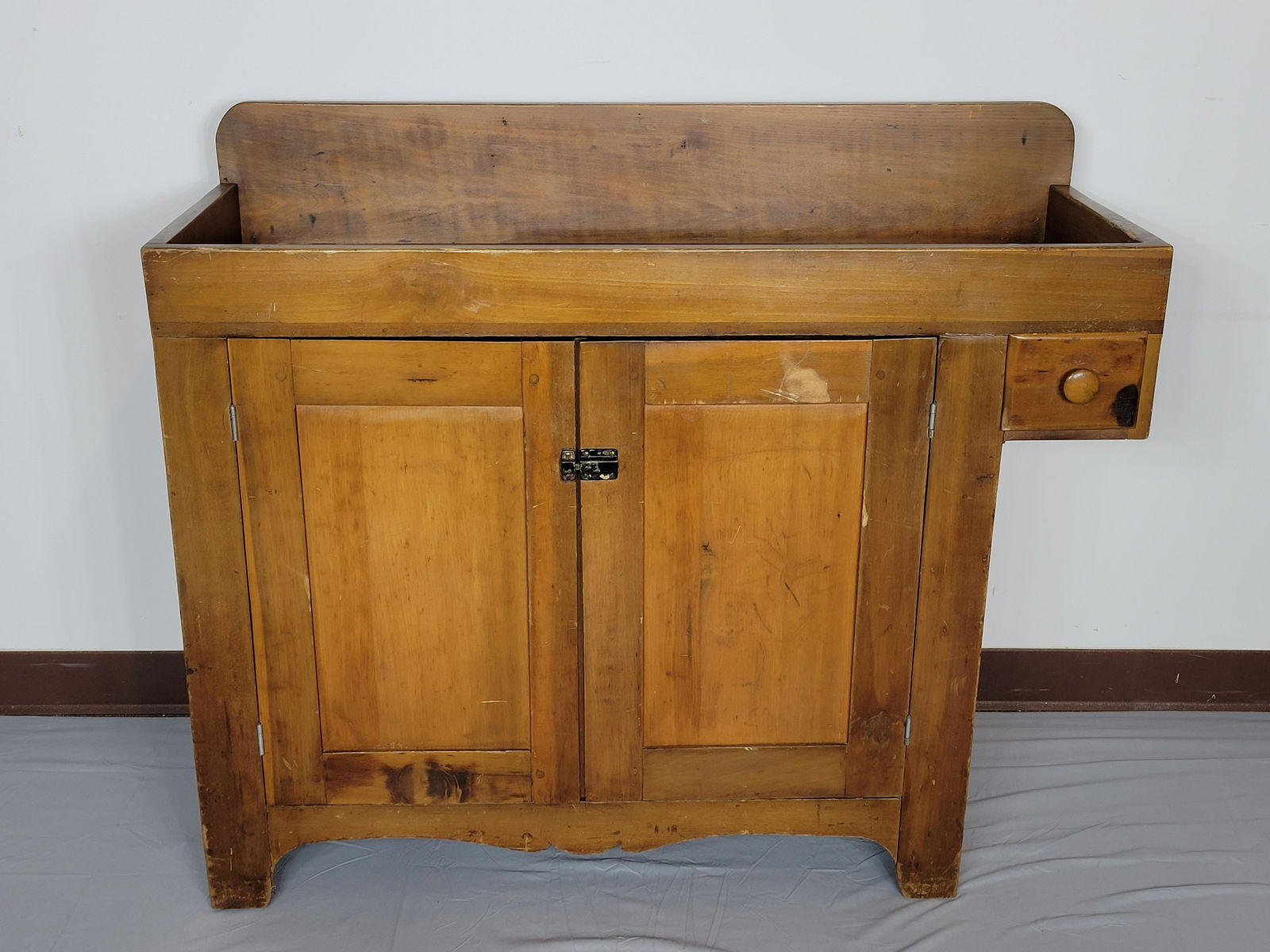 Antique Dry Sink with Drawer (1 of 6)