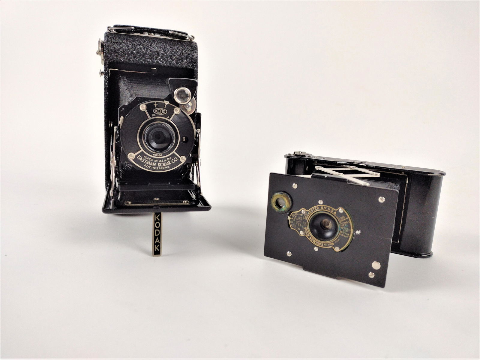 Okako Waltax Junior Folding Camera With Case