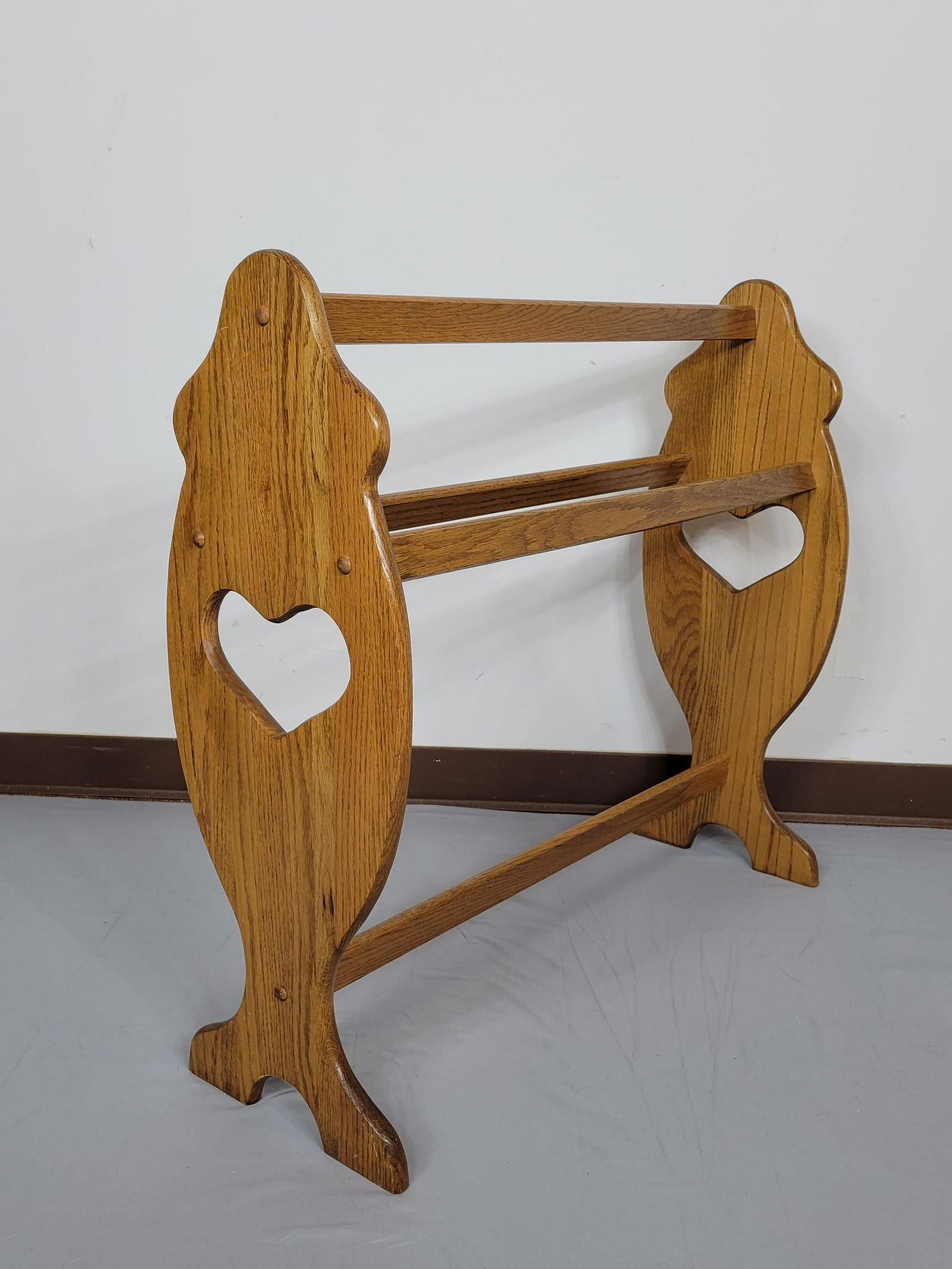 Heart Quilt Rack (1 of 2)