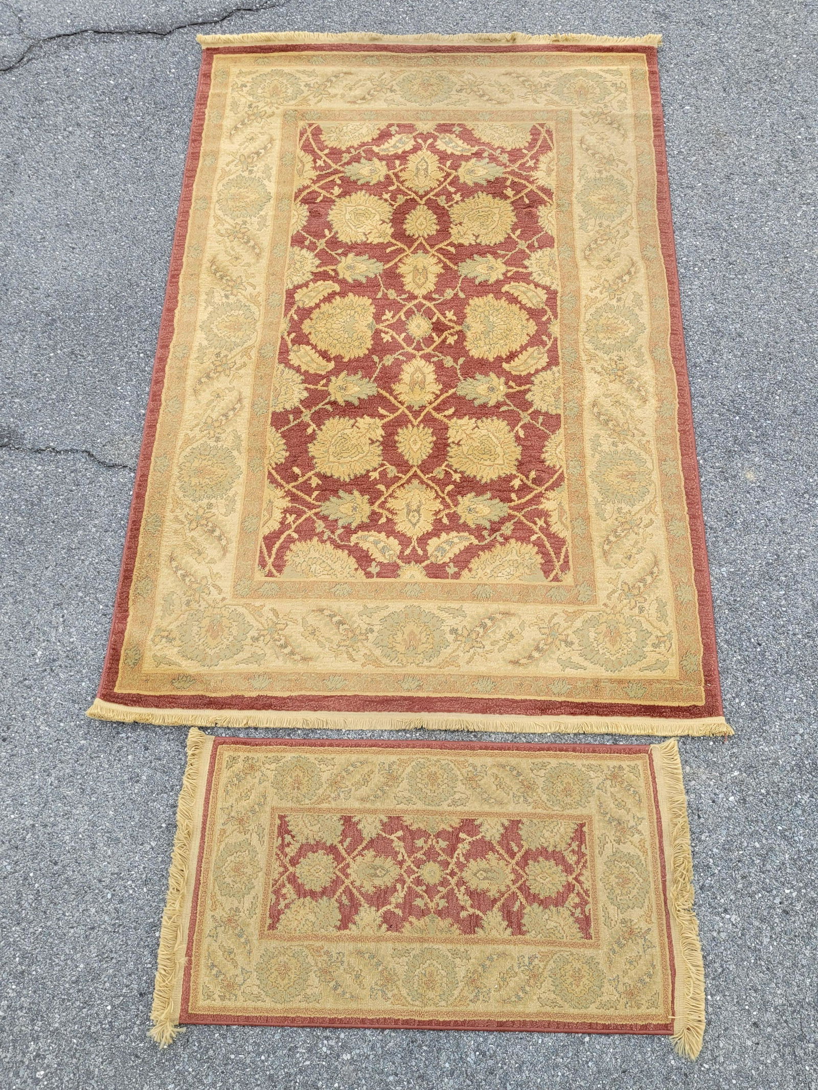 2 Mohawk Home Brunswick Red Rugs (1 of 5)