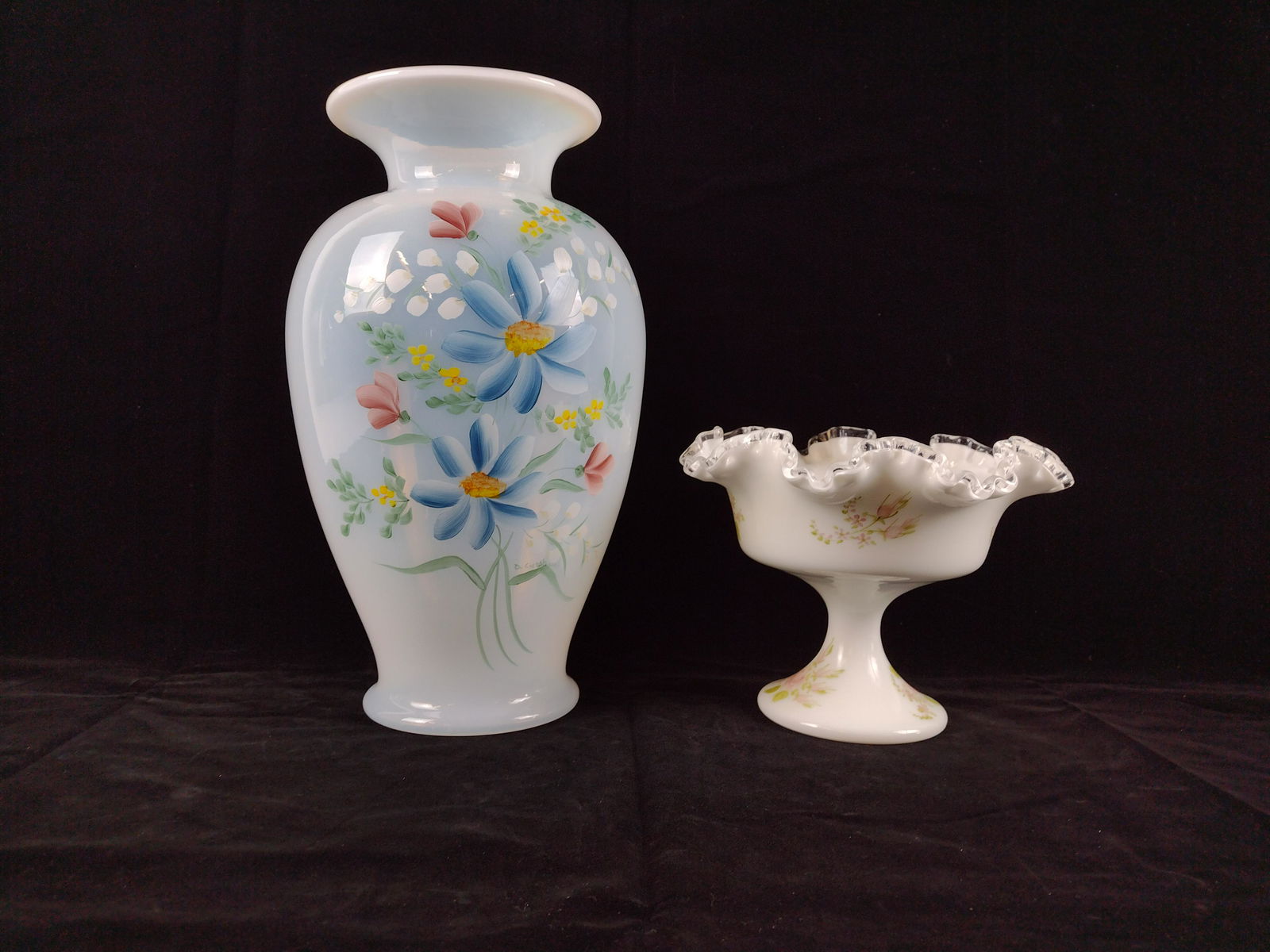 2 Pcs Hand Painted Glassware (1 of 4)
