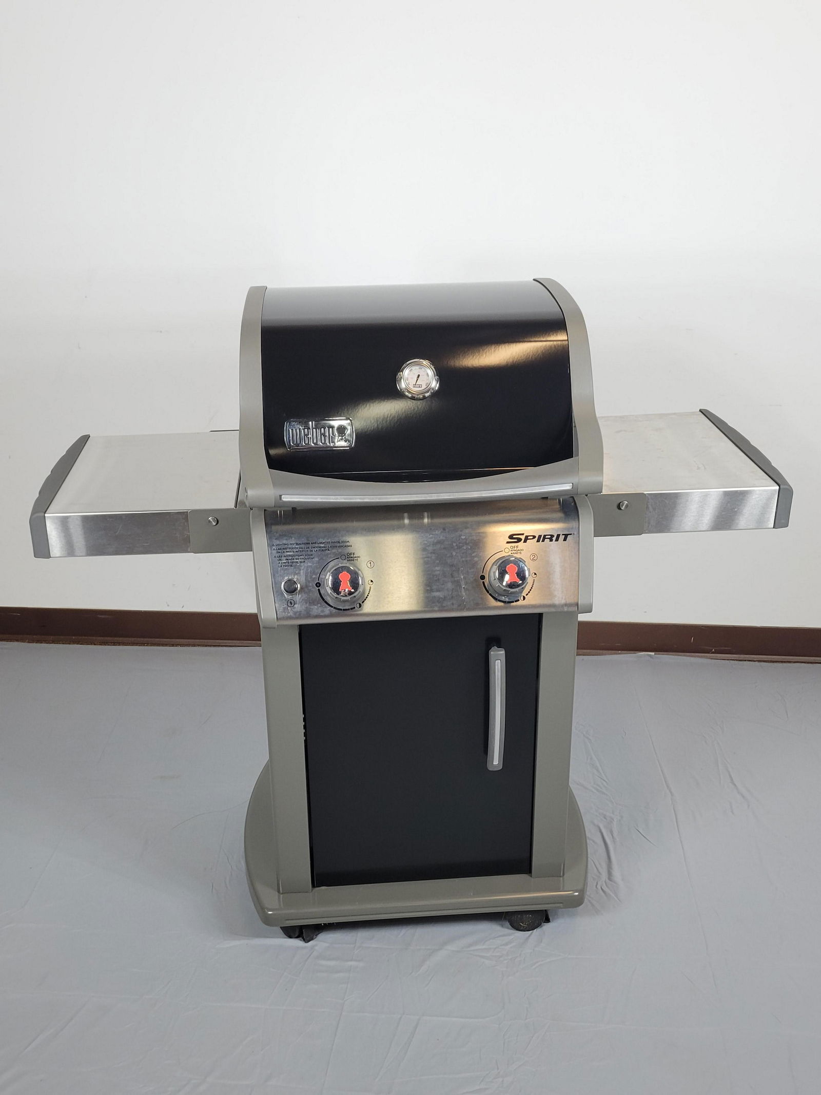 Weber Spirit Gas Grill (1 of 6)