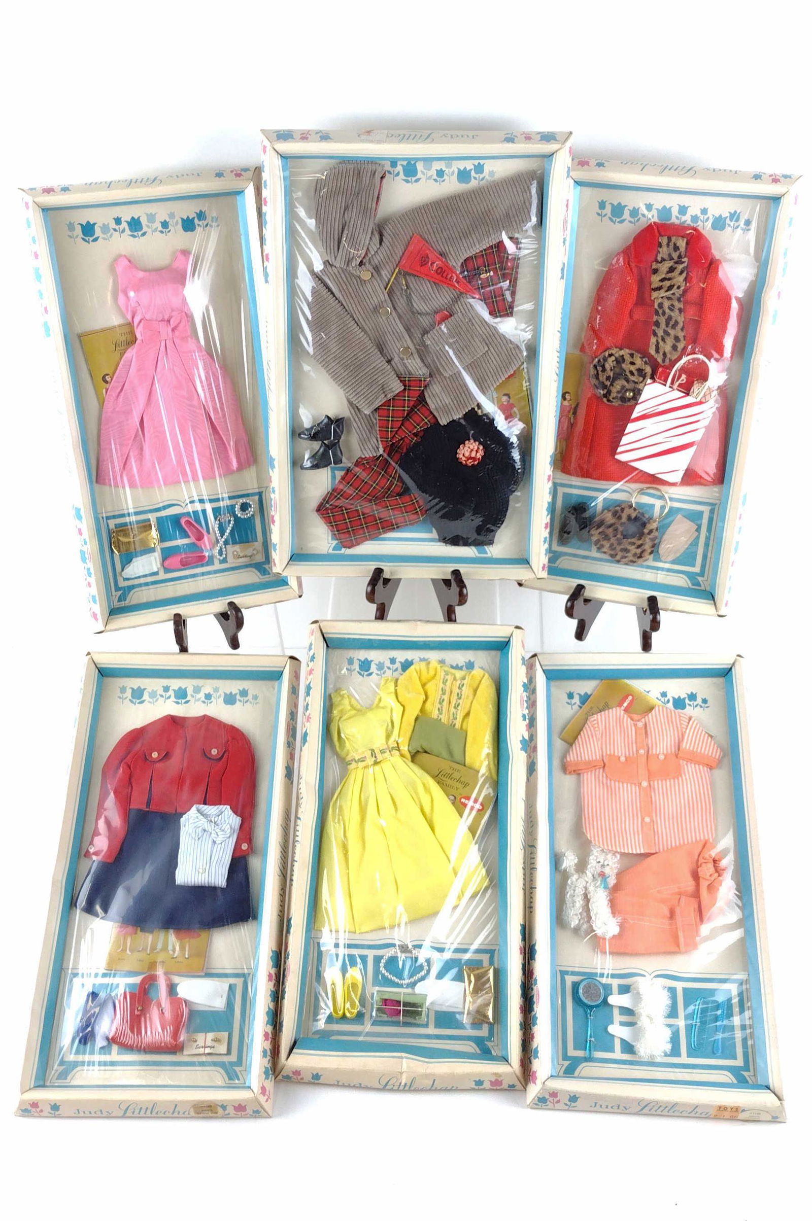 6 Judy Littlechap Clothes Sets (1 of 7)
