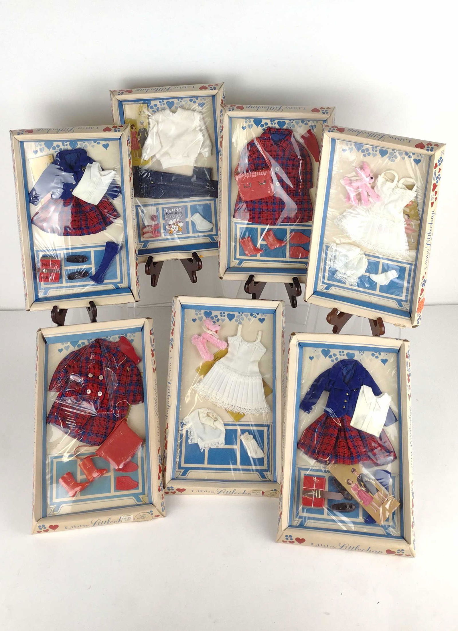 7 Libby Littlechap Clothes Sets (1 of 15)