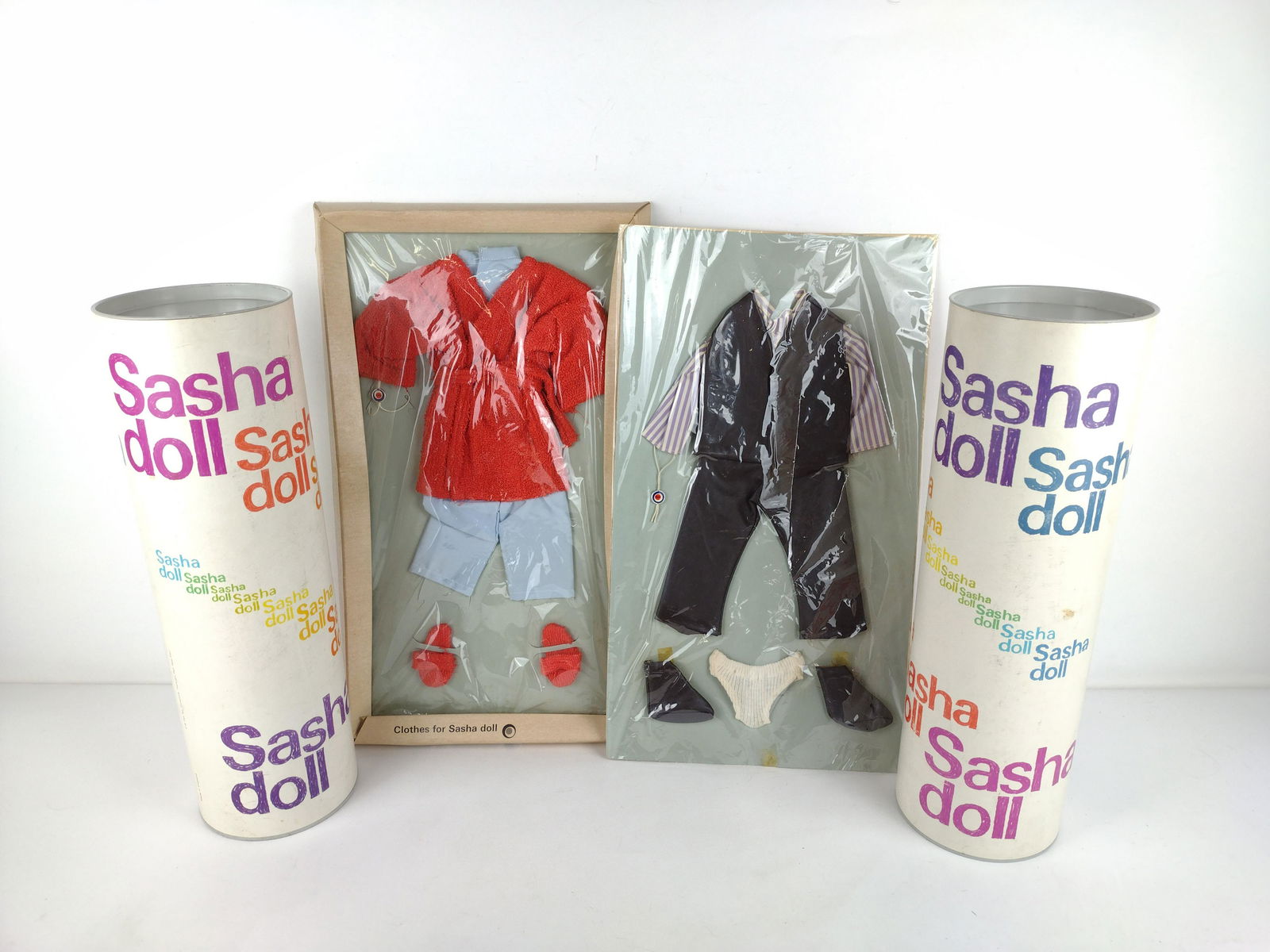 2 Sasha Dolls & 2 Clothes Sets (1 of 10)
