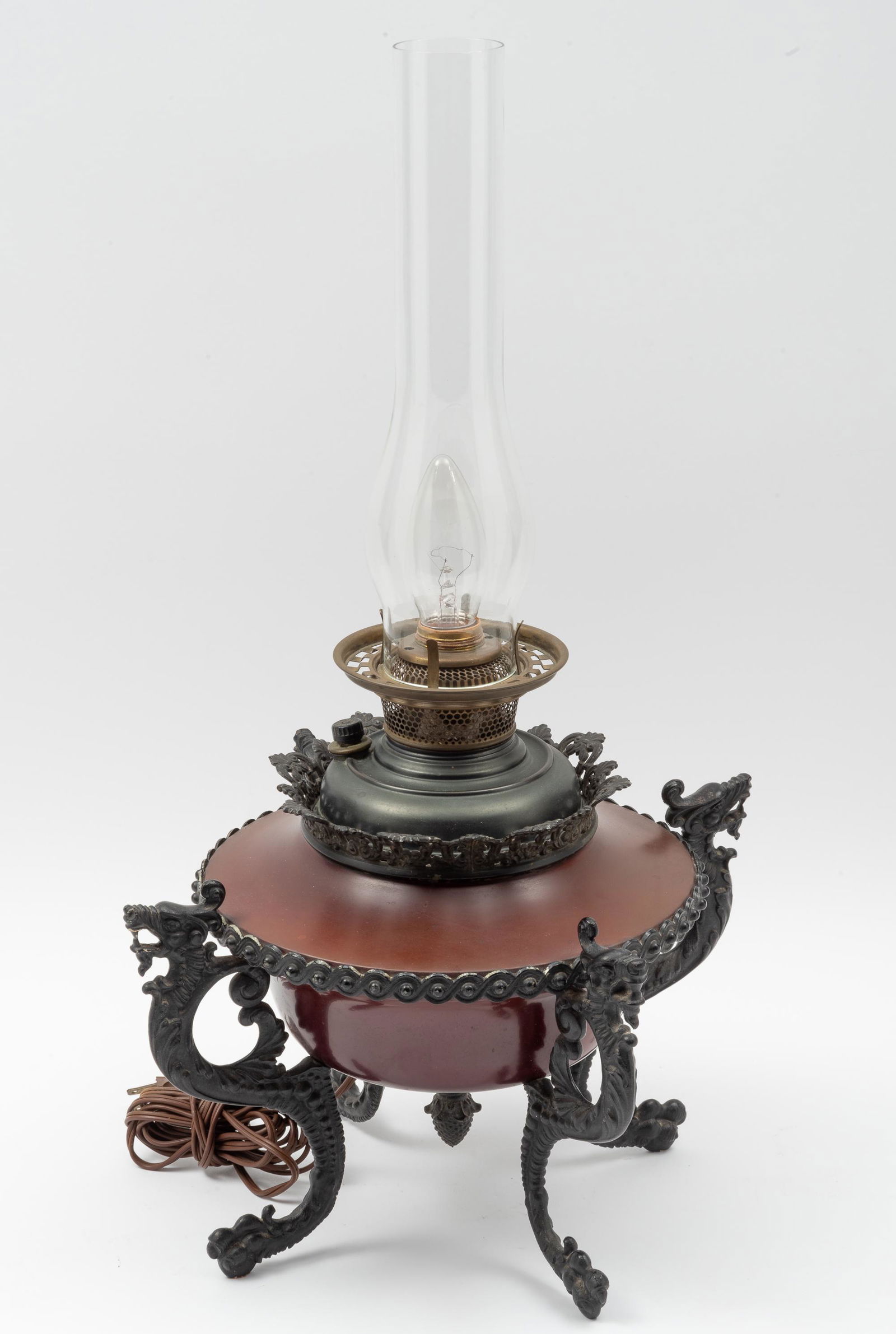 Cast Iron Figural Oil Lamp Base (1 of 4)