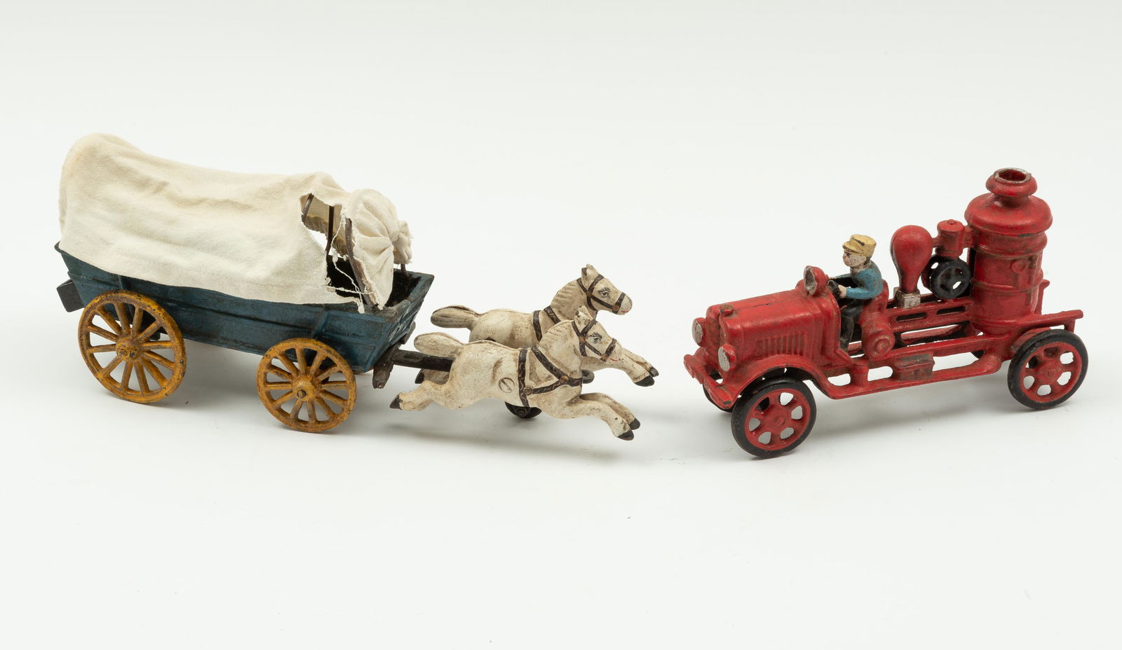2 Cast Metal Toys incl Fire Engine (1 of 5)