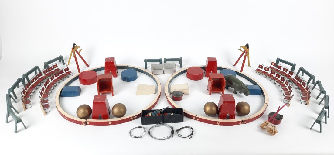 182 Pcs Folk Art Circus Toys (1 of 5)